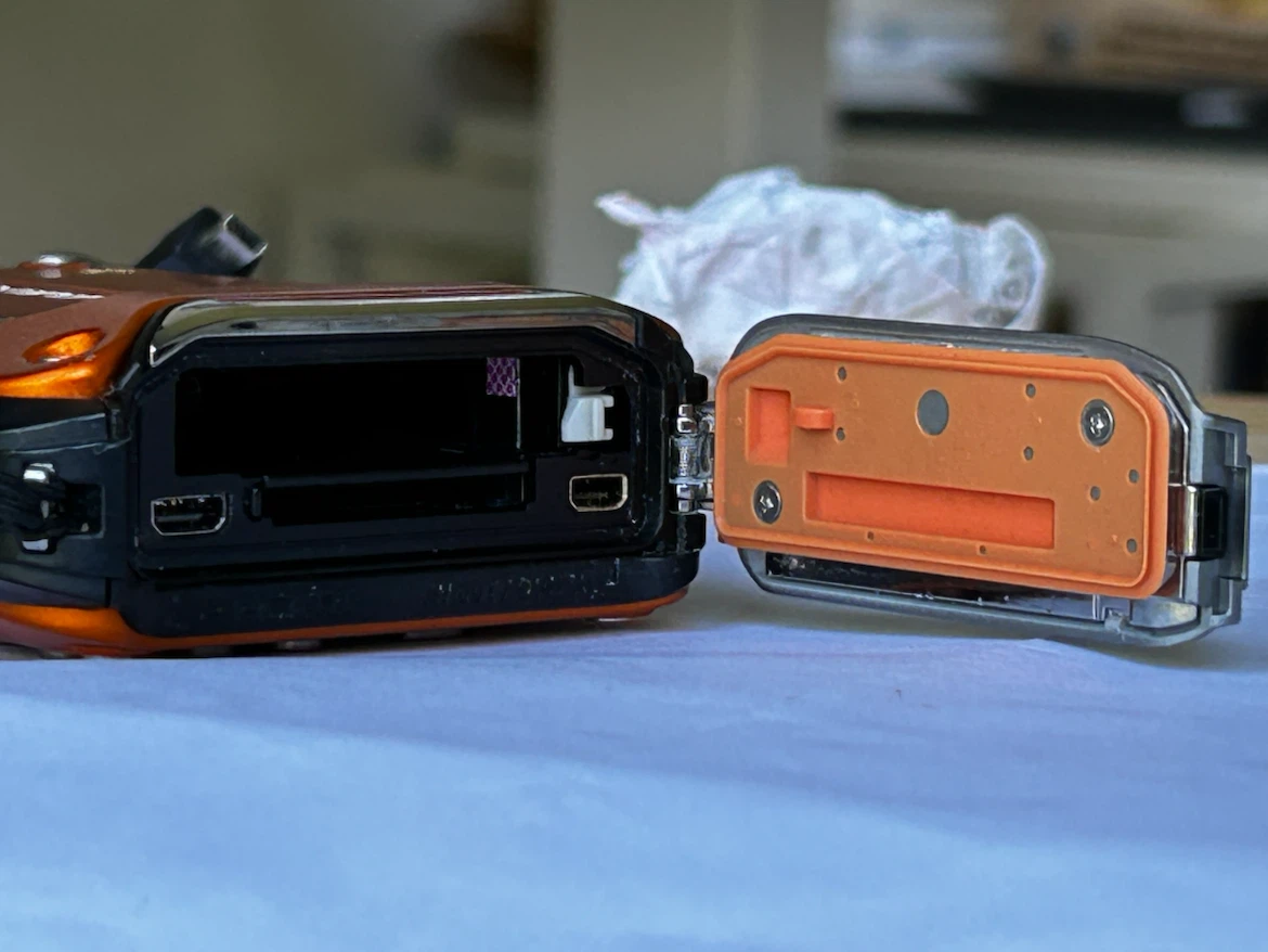 Panasonic Lumix DMC-TS4 Camera - Waterproof, Freezeproof - photo 5