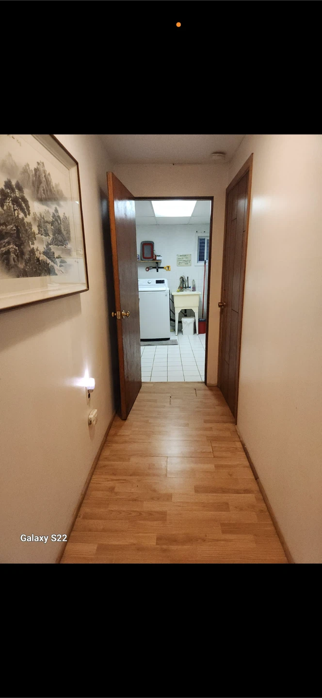 Room for Rent@Warden and Sheppard Ave - photo 3