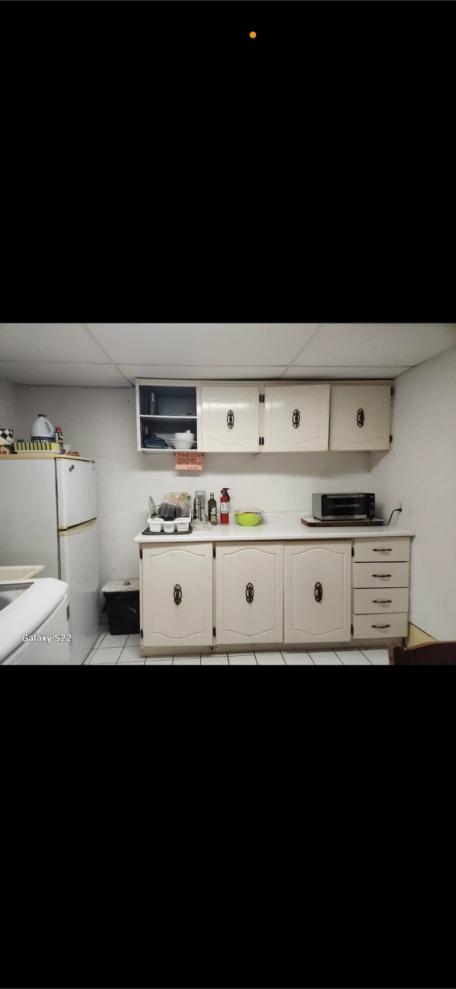 Room for Rent@Warden and Sheppard Ave - photo 4