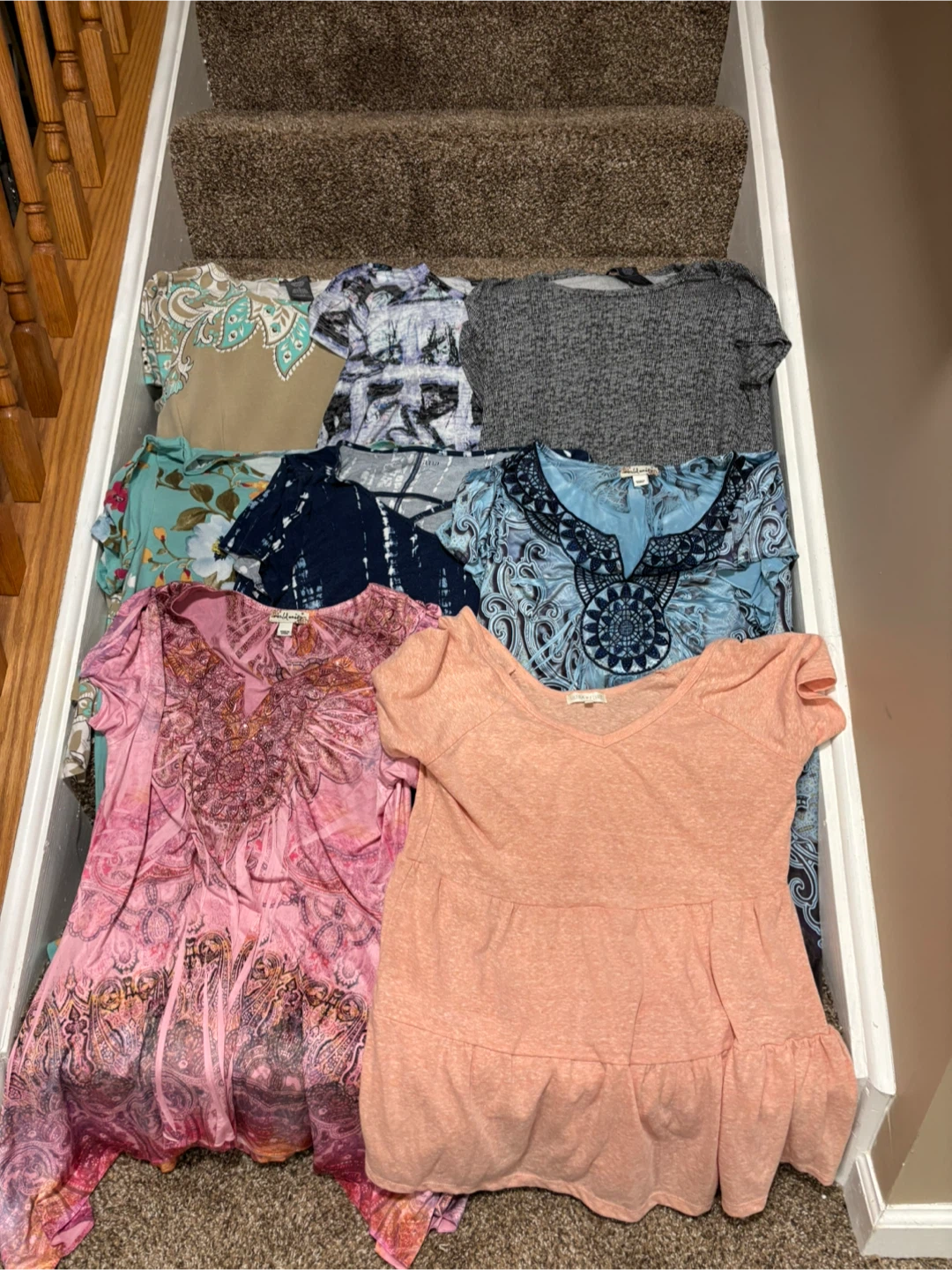 Lot of 8 Women's Short Sleeve Tunic Style tops