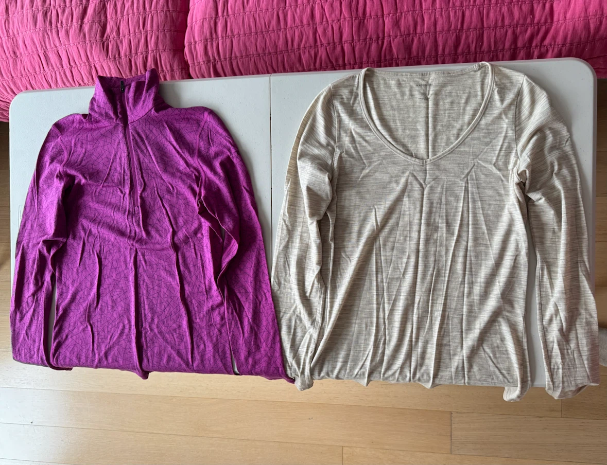 2 Tops ICEBREAKER 100% Merino 200 Oasis purple M & beige L