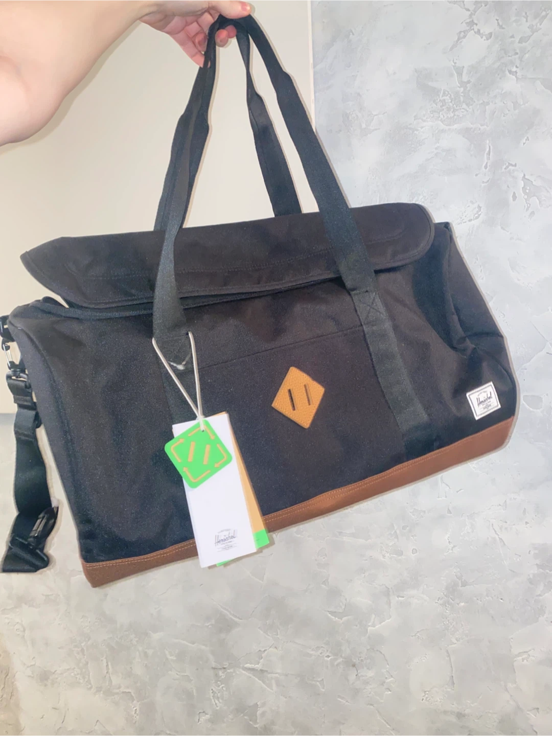Herschel Black Duffle Bag - photo 2