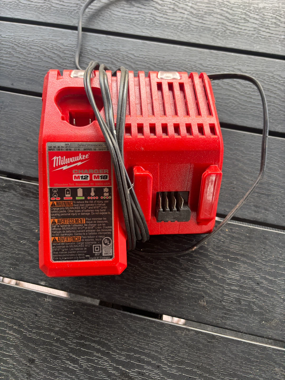 Milwaukee M12/M18 Charger