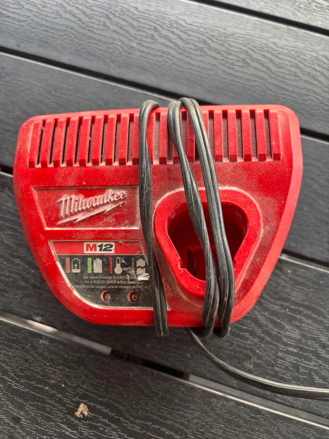 Milwaukee M12 Charger