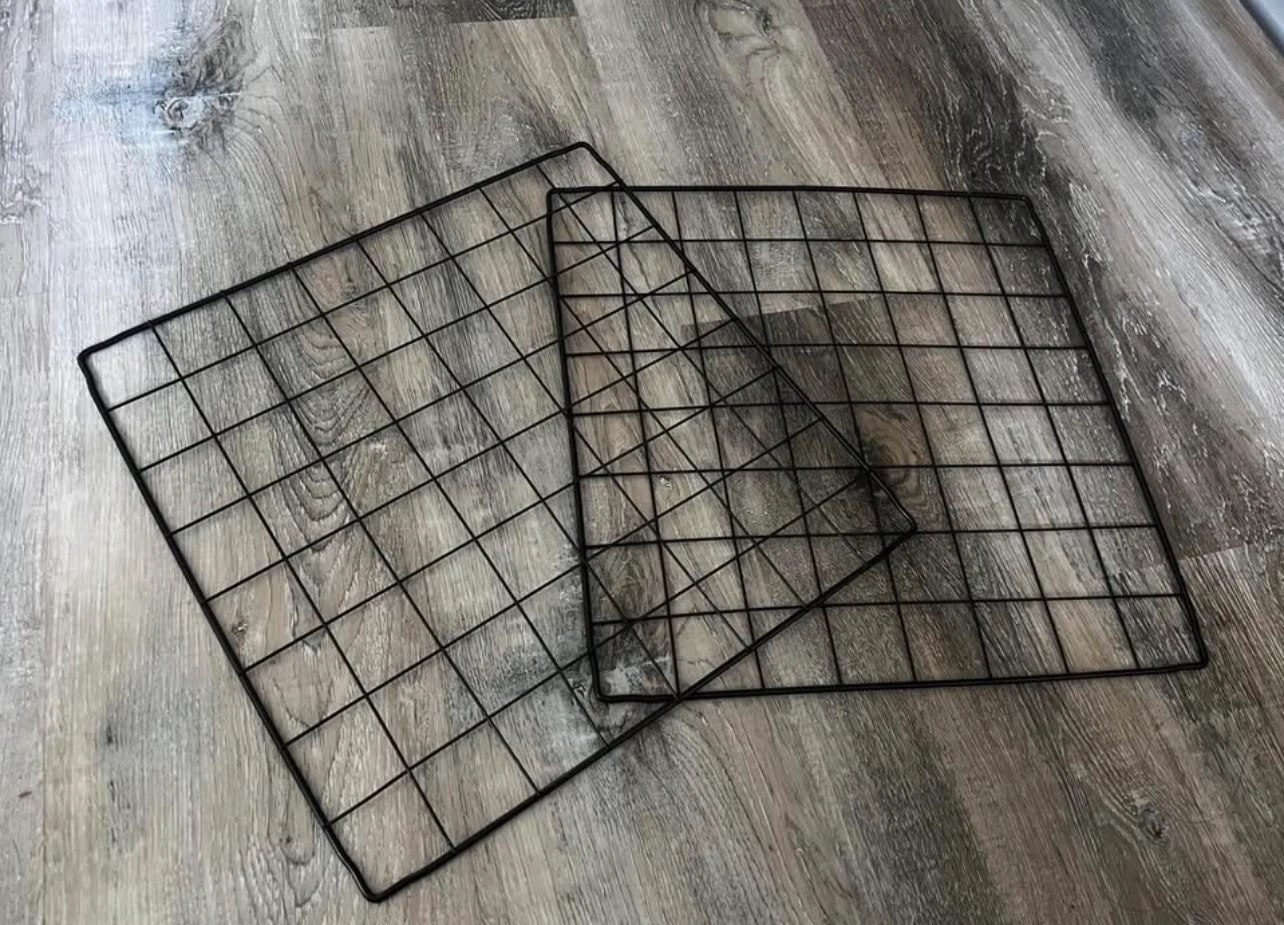 Set of 2 Black Metal Wire Grid Panels