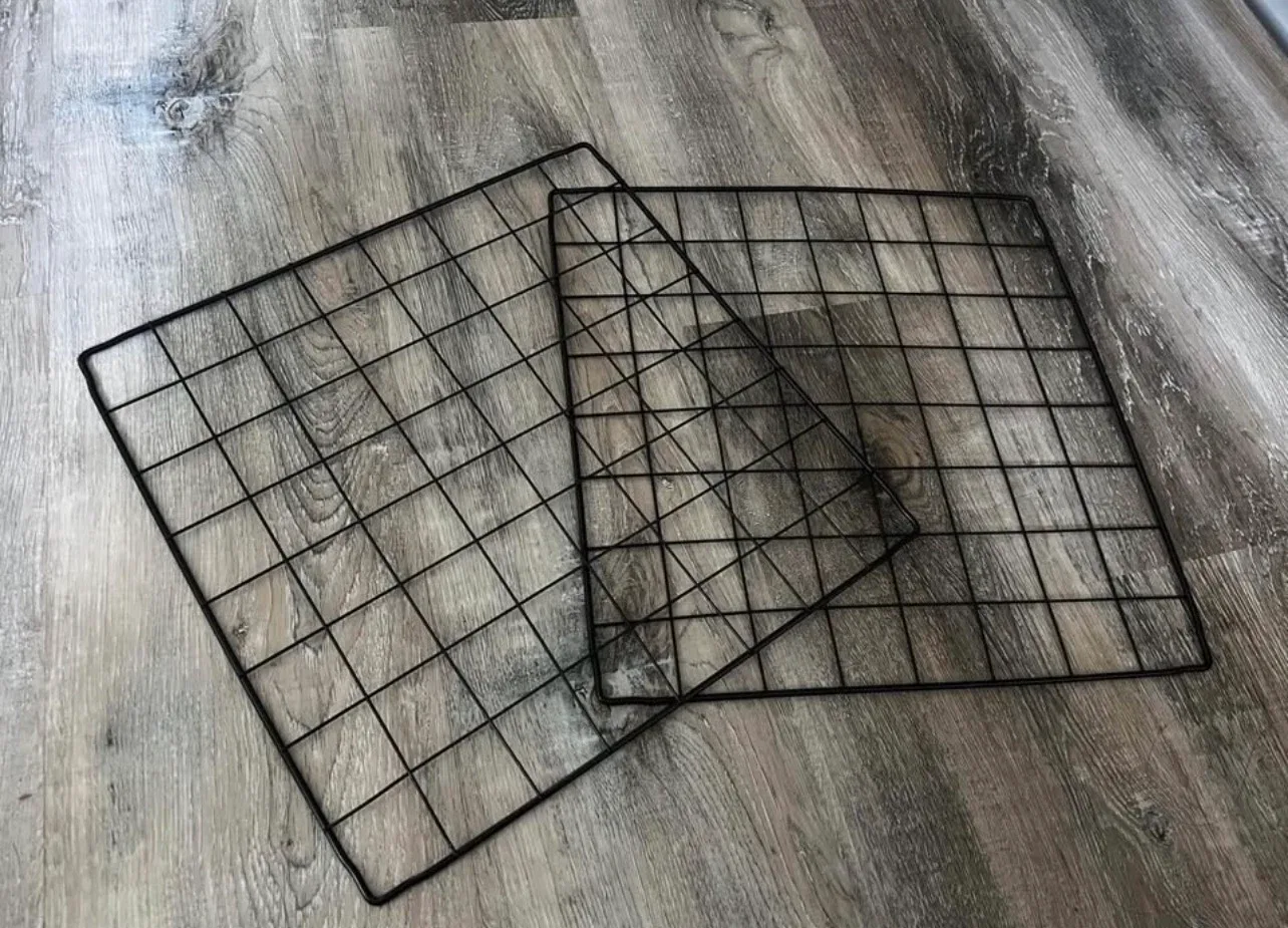 Set of 2 Black Metal Wire Grid Panels
