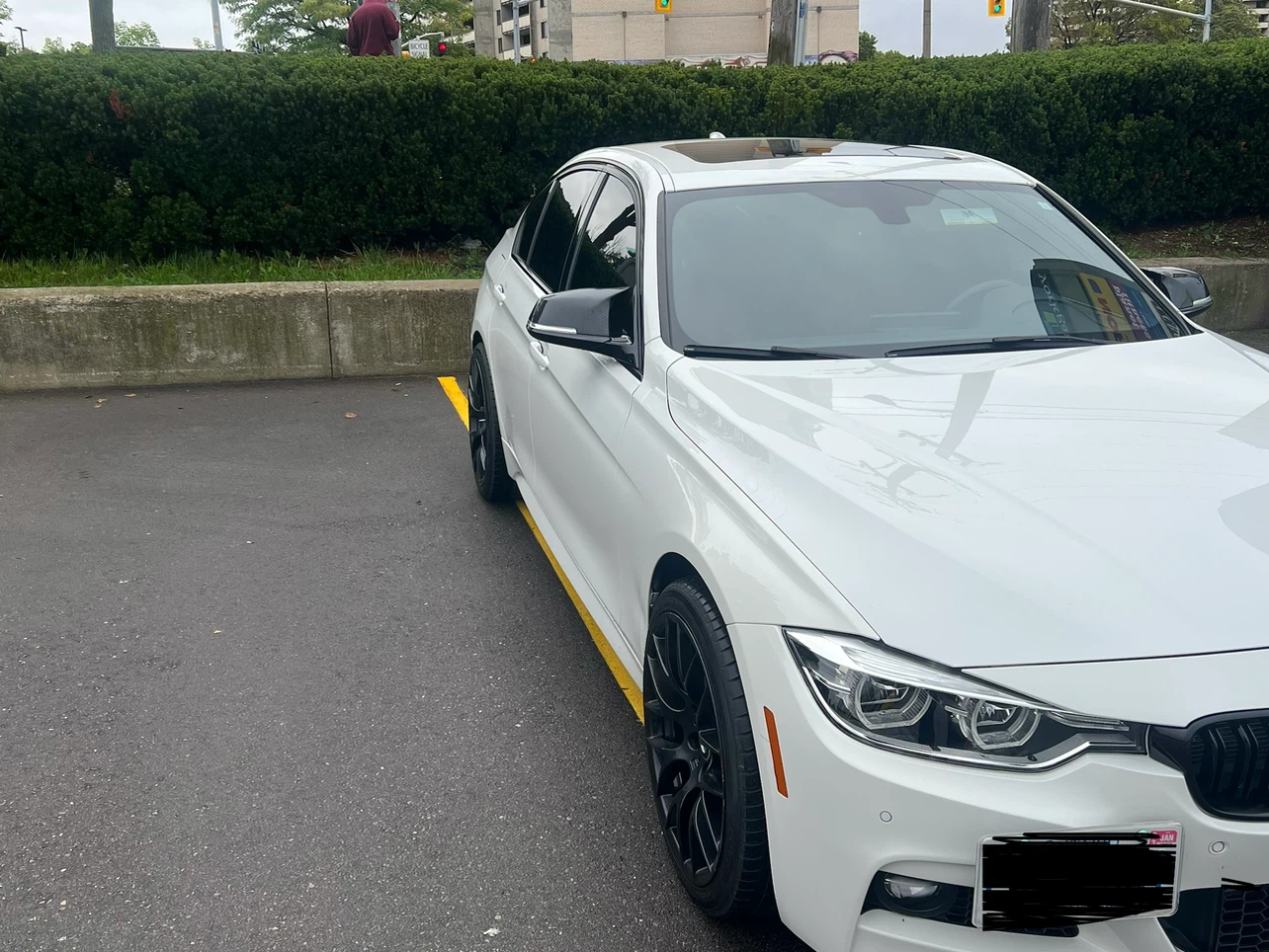 White BMW 3 Series Sedan - photo 5