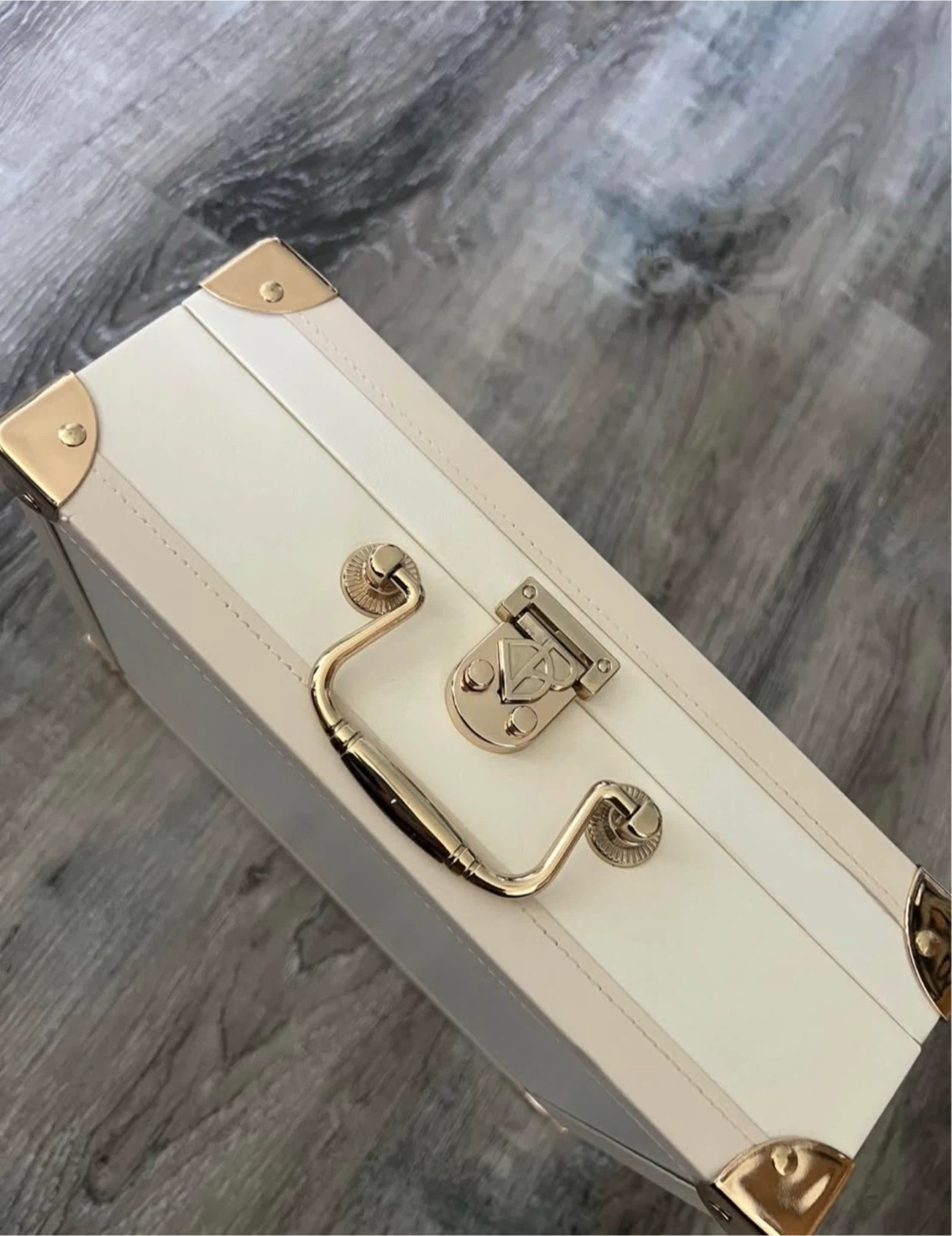 Perfect Diary Vanity Case - photo 2