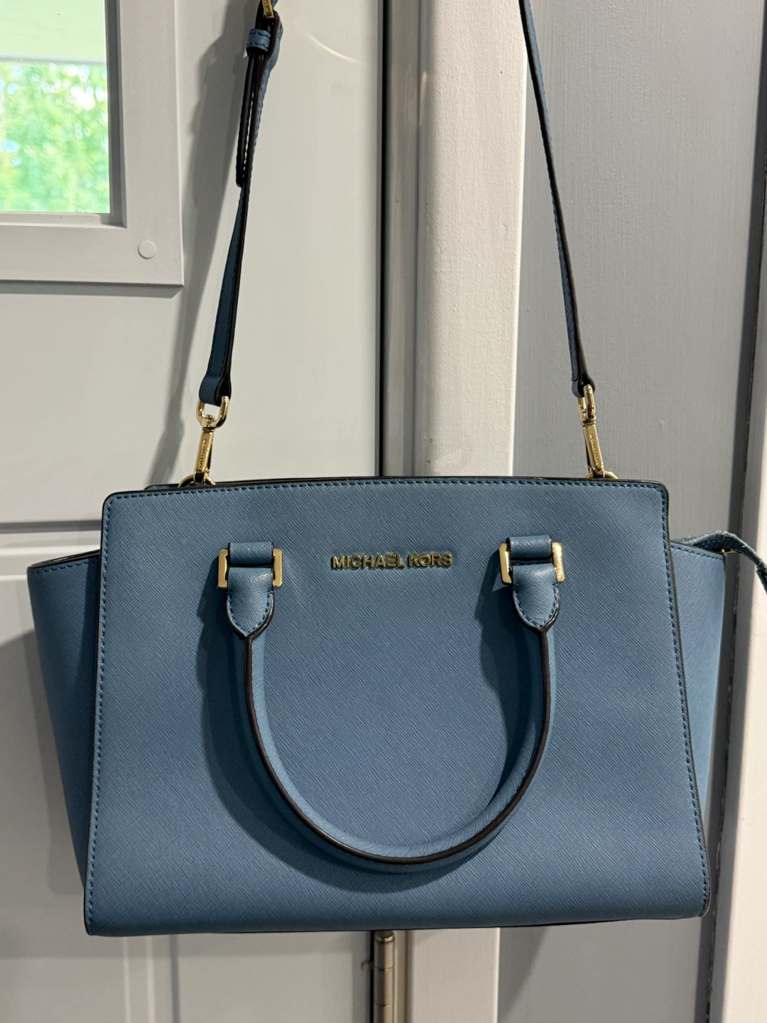 Michael Kors Blue Saffiano Leather Handbag - photo 2