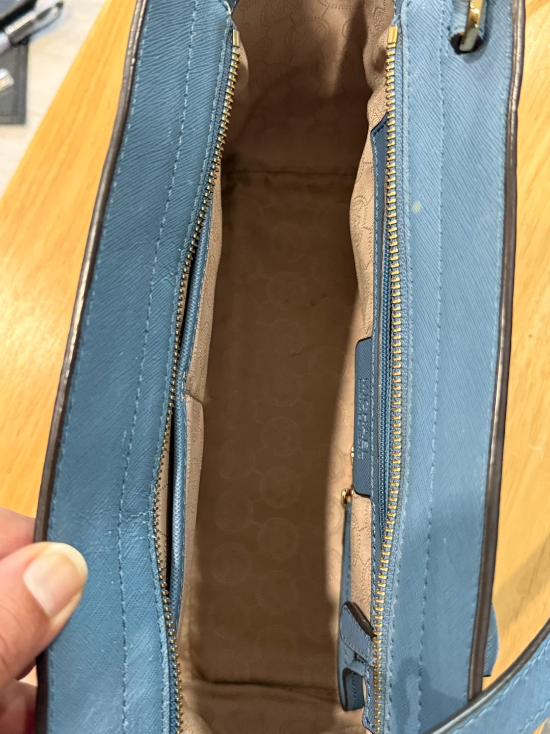 Michael Kors Blue Saffiano Leather Handbag - photo 5
