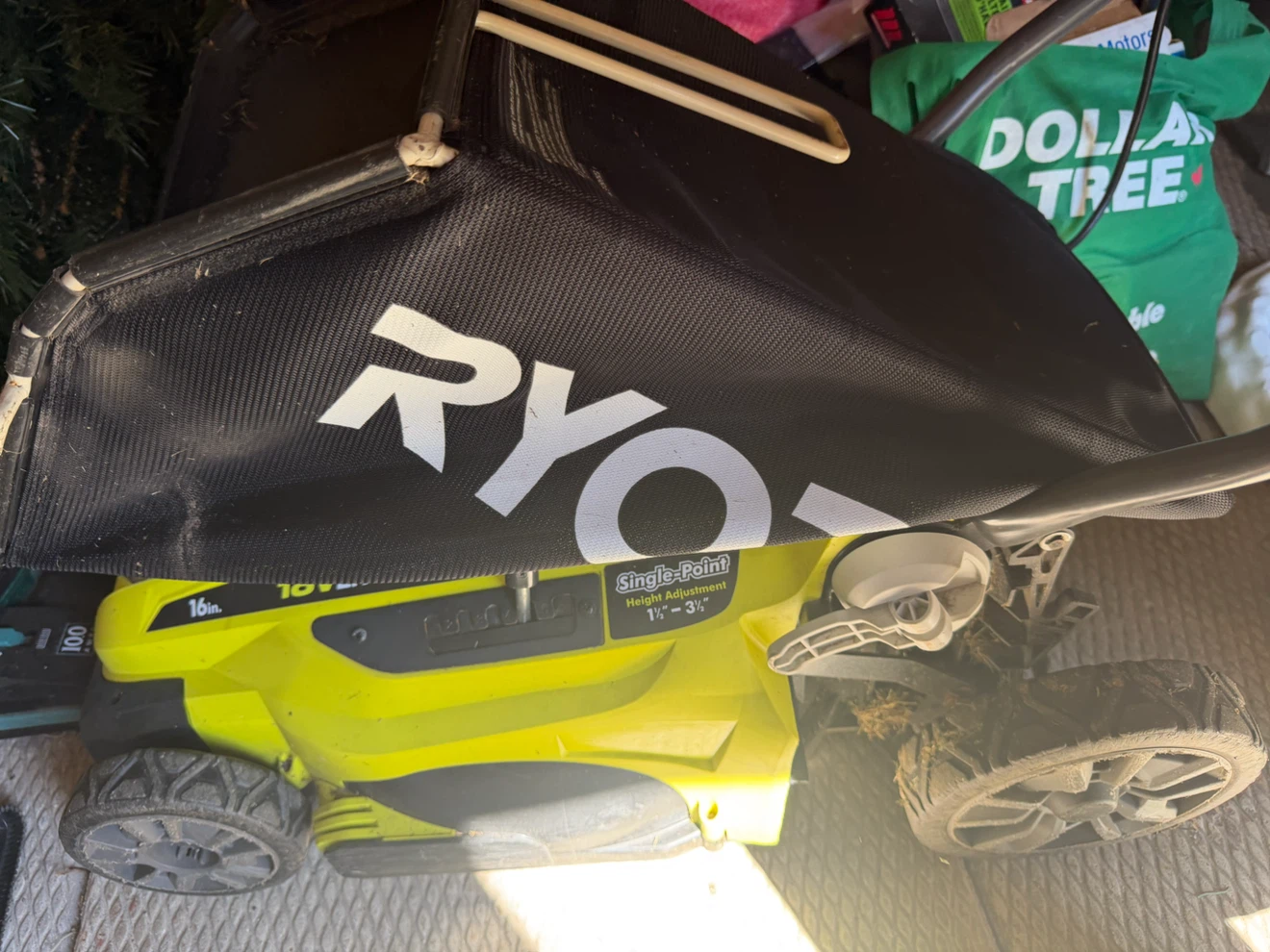 Ryobi 18V Lithium 16-inch Electric Lawn Mower - photo 4