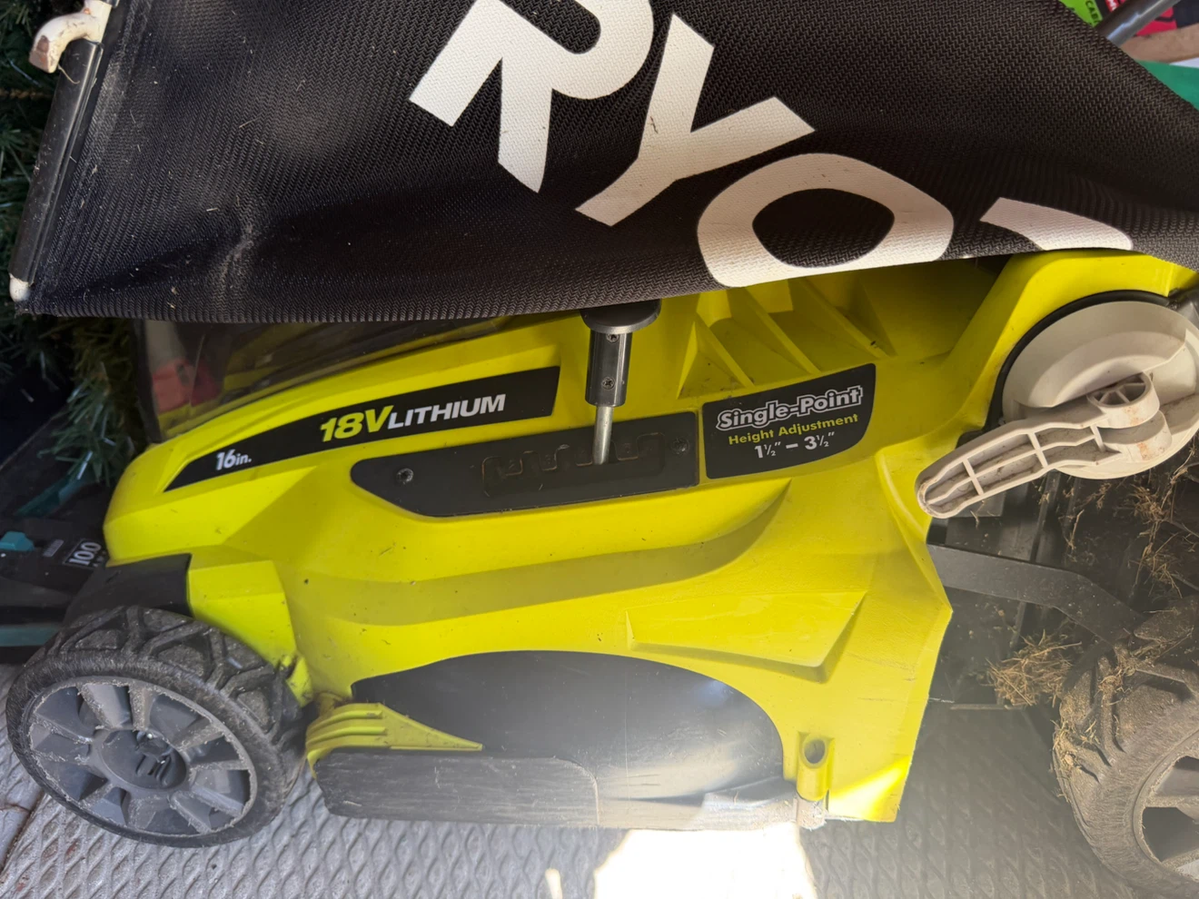 Ryobi 18V Lithium 16-inch Electric Lawn Mower - photo 5