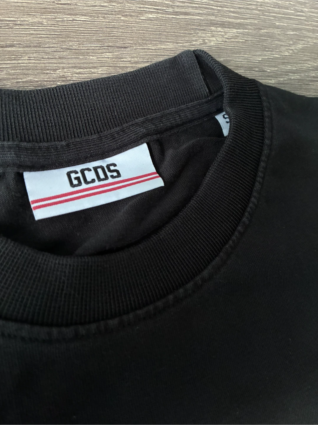 GCDS Black Graphic T-Shirt - photo 2
