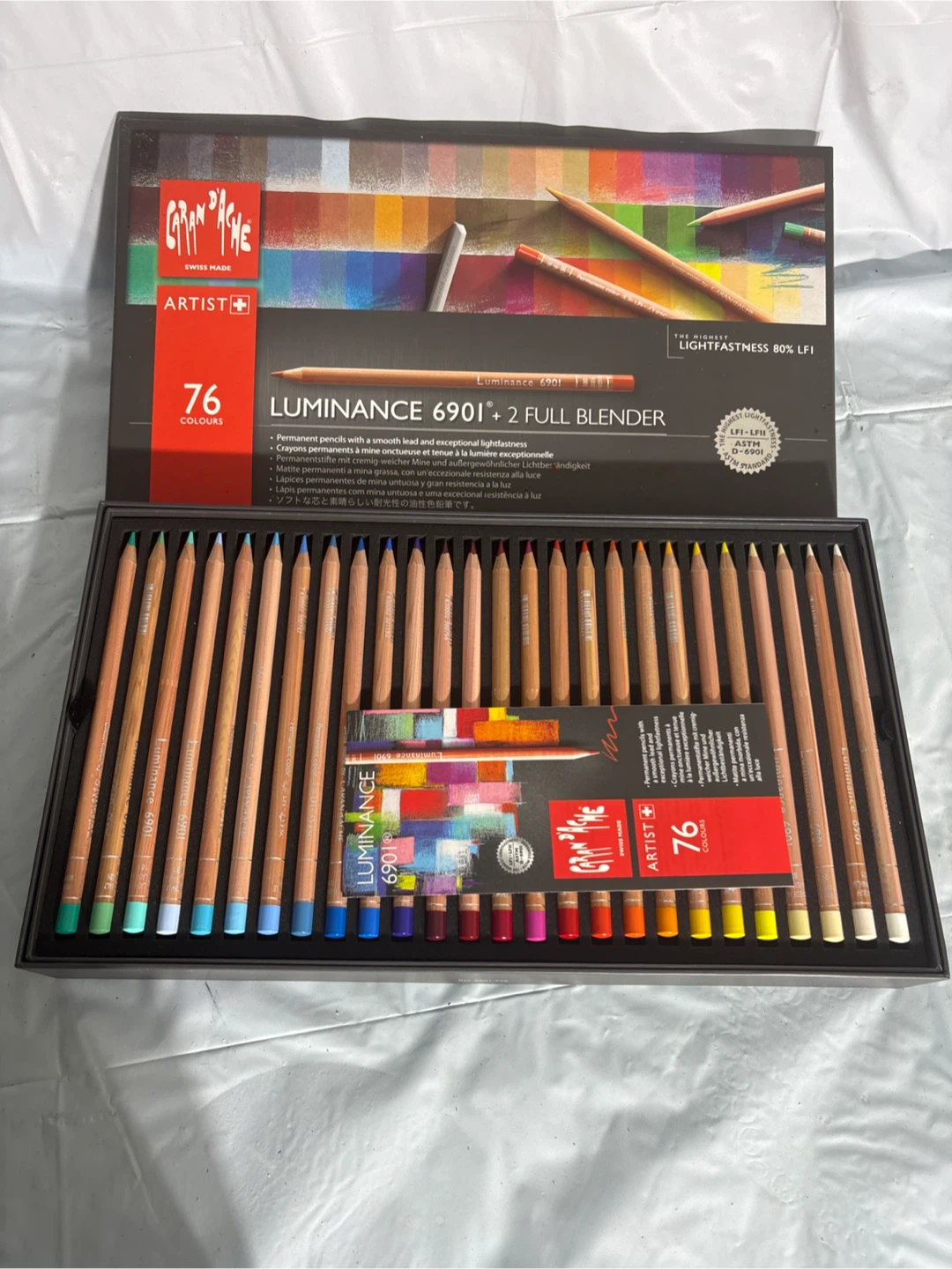 Caran d'Ache Luminance 6901 76 Colors Colored Pencils Set - photo 2