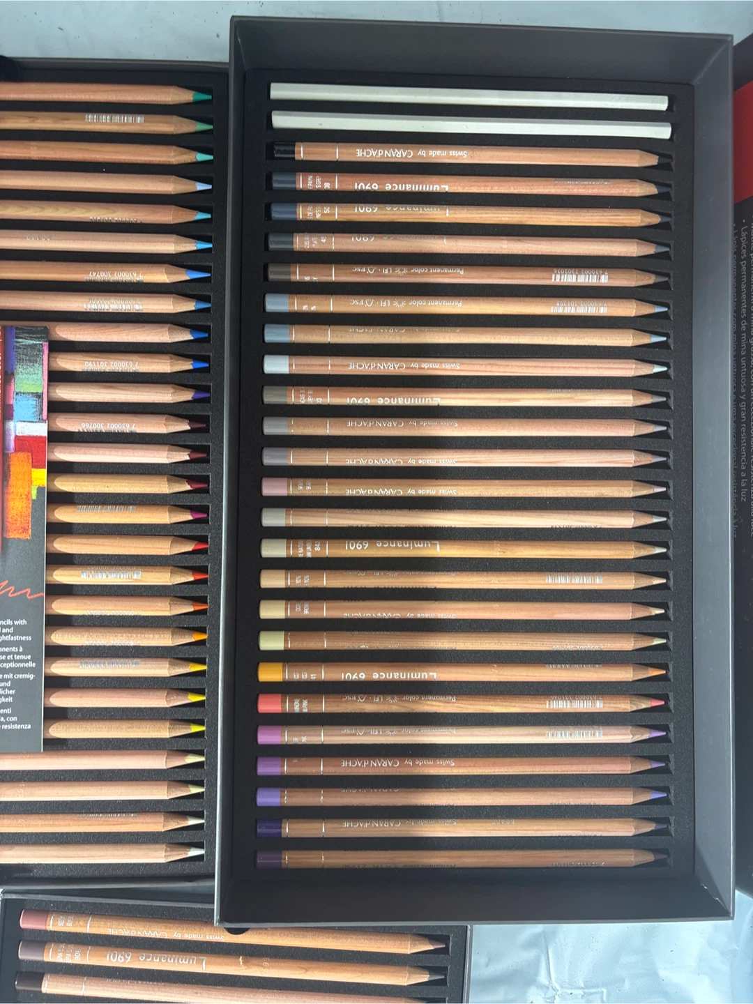 Caran d'Ache Luminance 6901 76 Colors Colored Pencils Set - photo 4