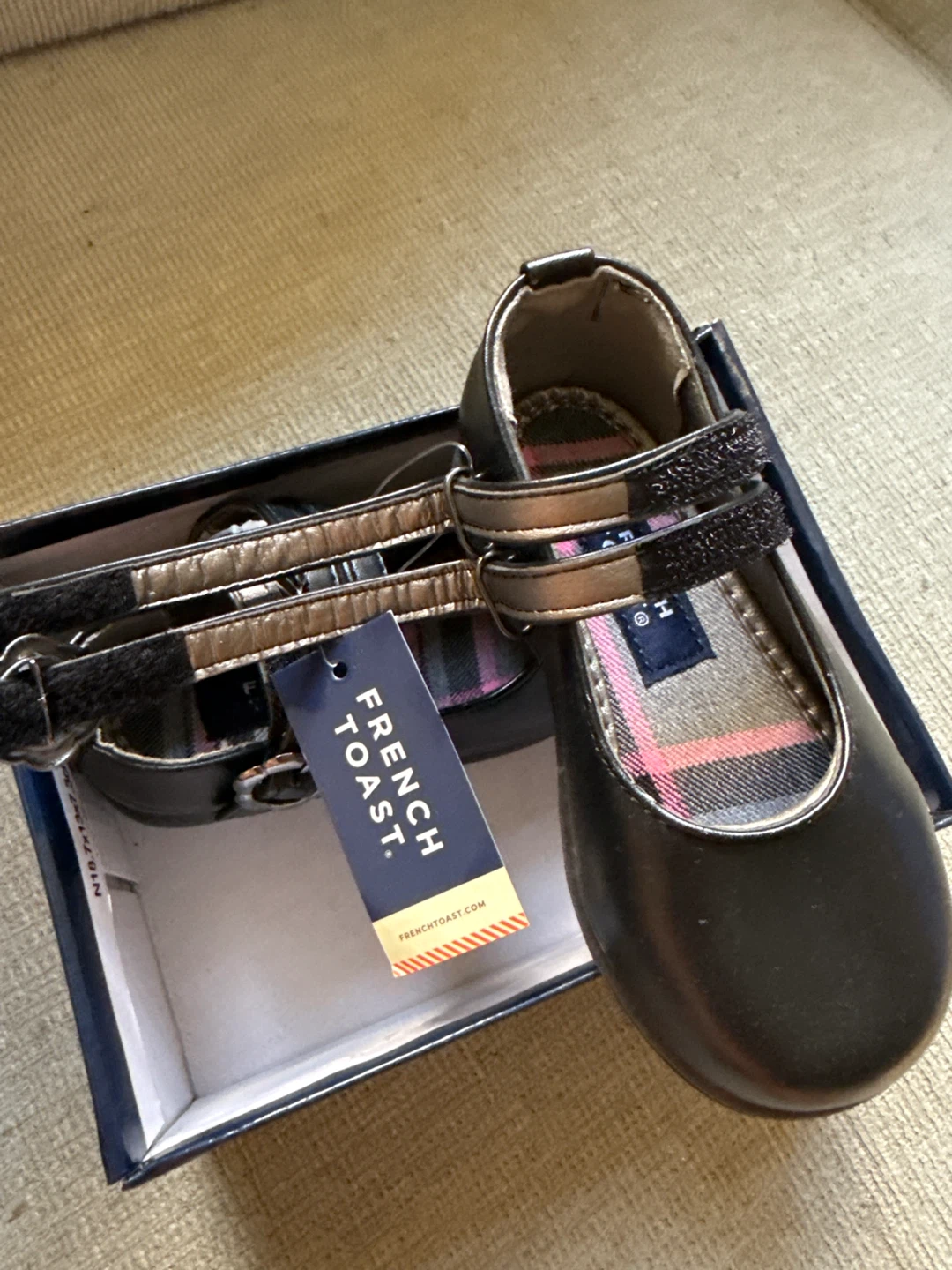 French Toast Girls Mary Jane Shoes Black Size 5 - photo 3