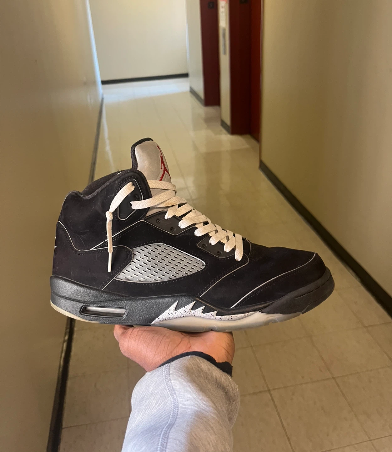 Jordan 5 Retro Black/Metallic Silver