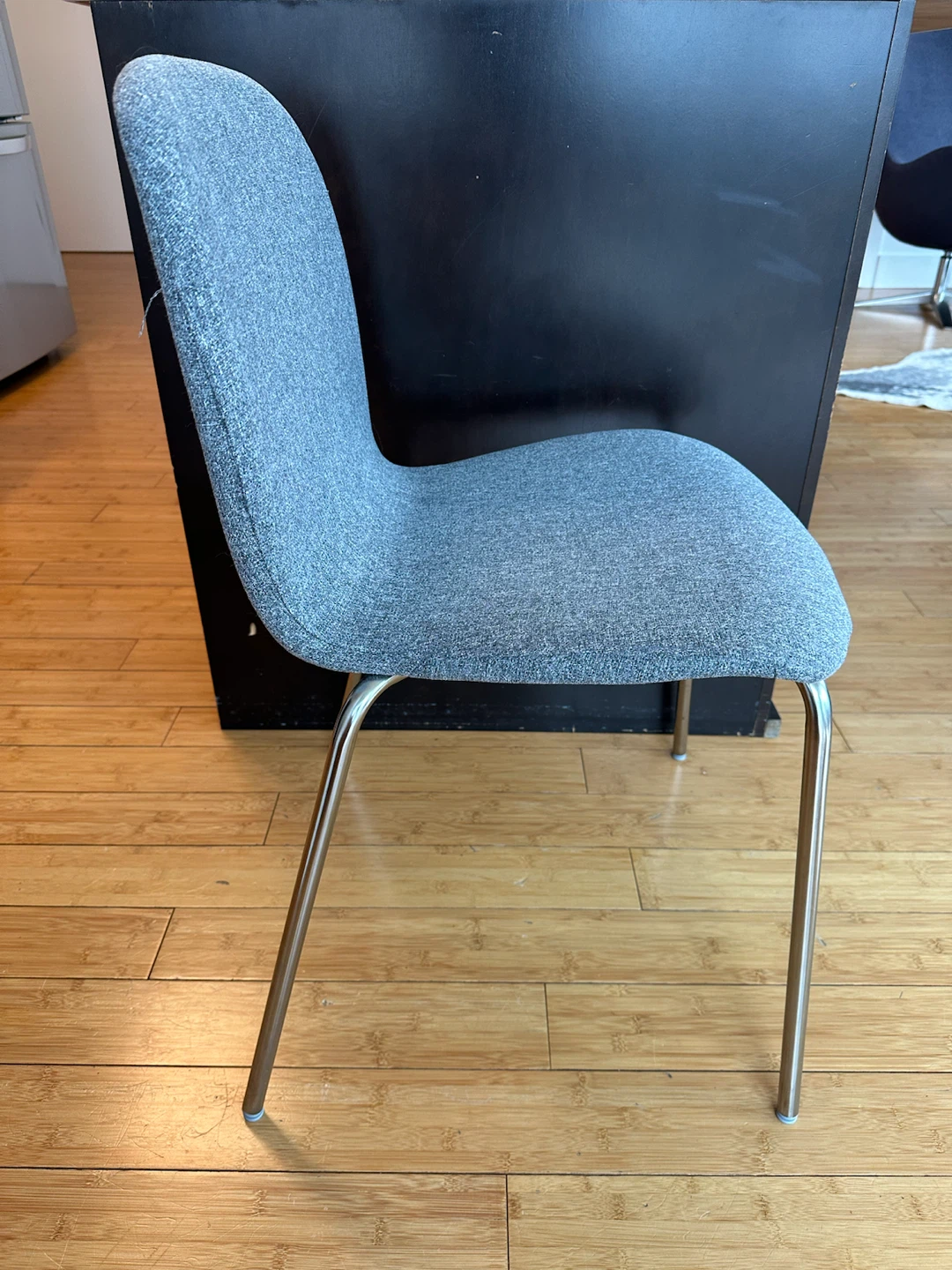 4 IKEA Karlpetter grey upholstered dining chairs - photo 4