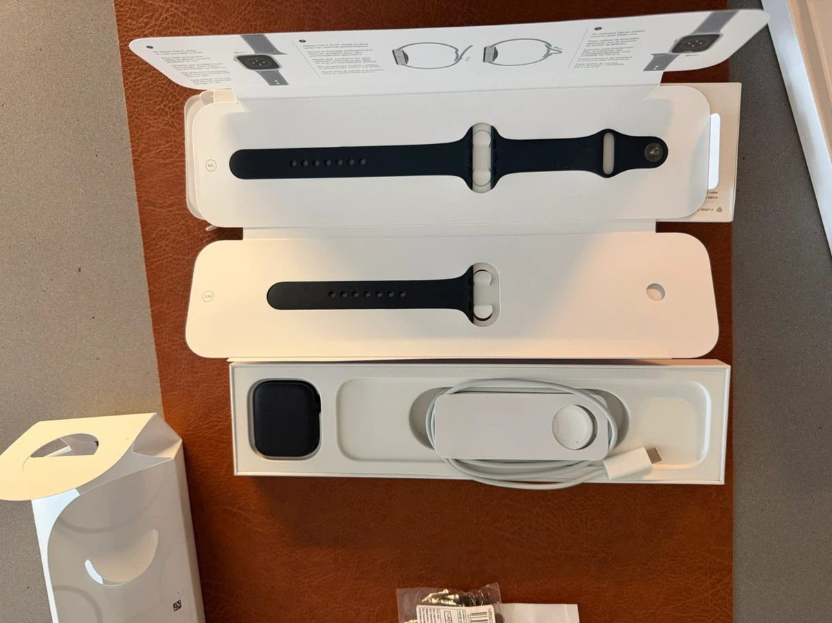 Apple Watch Series 8 45mm Midnight Aluminum
