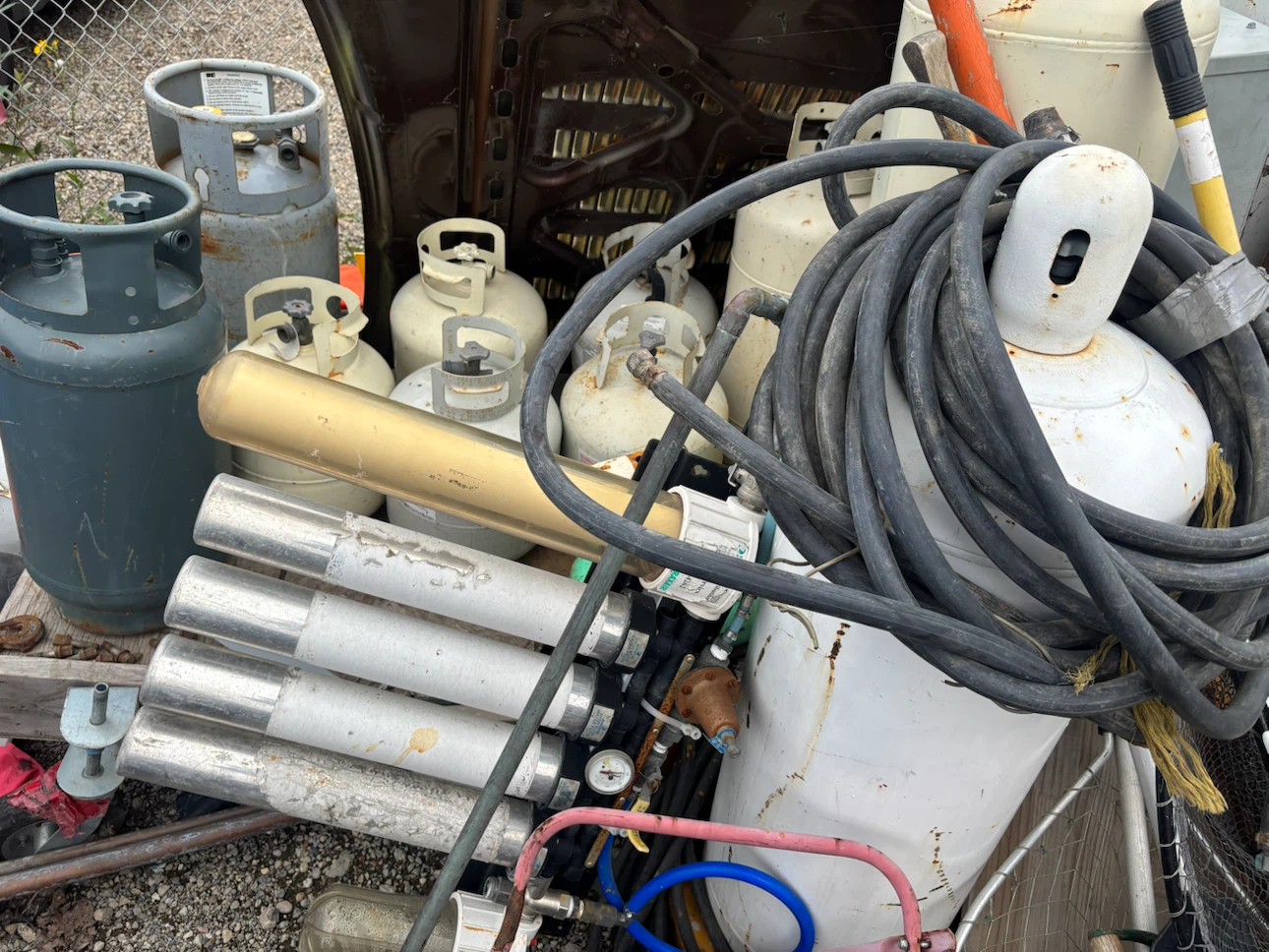 Assorted Propane Tanks - photo 3