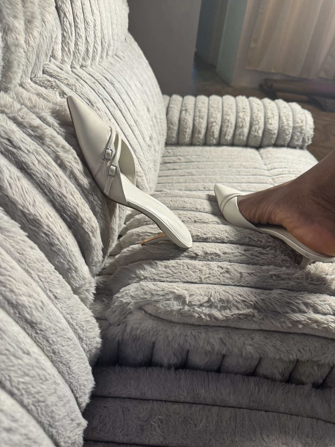 Marc Fisher White Kitten Heel Mules - photo 4