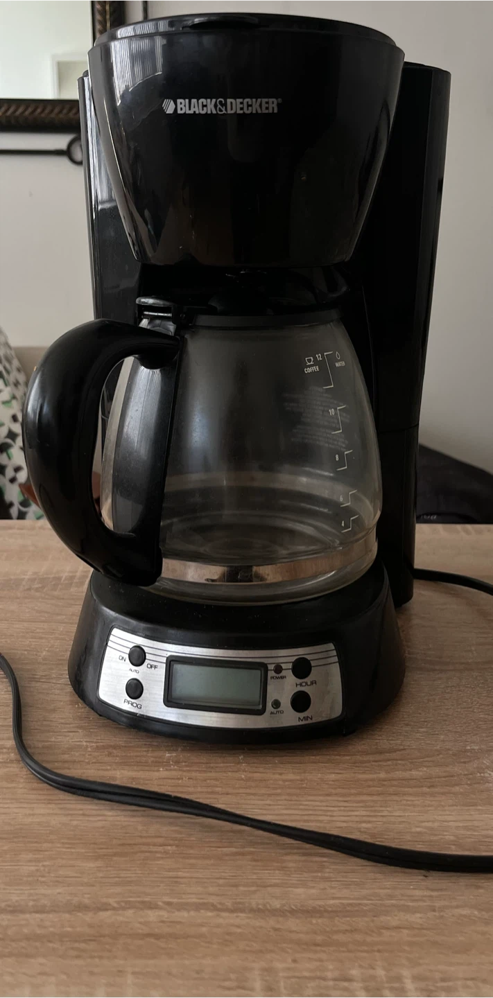 Black & Decker Coffee Maker - photo 2
