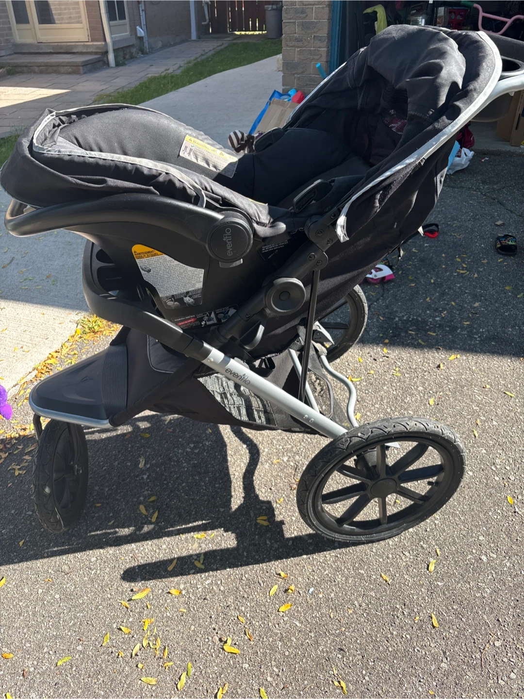 Evenflo Stroller with Car Seat Attachment - photo 4