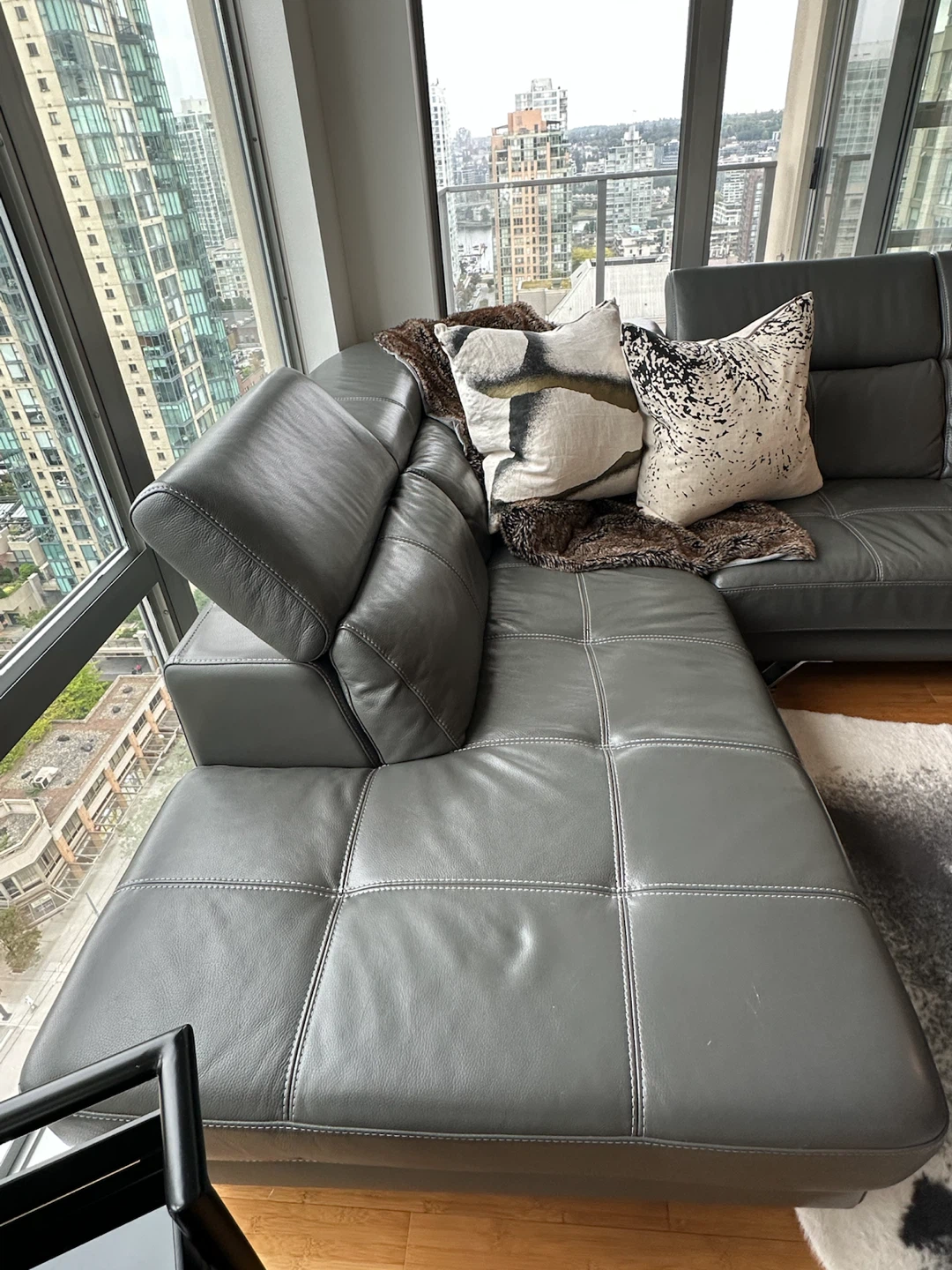 Grey Leather Sectional Sofa - photo 3