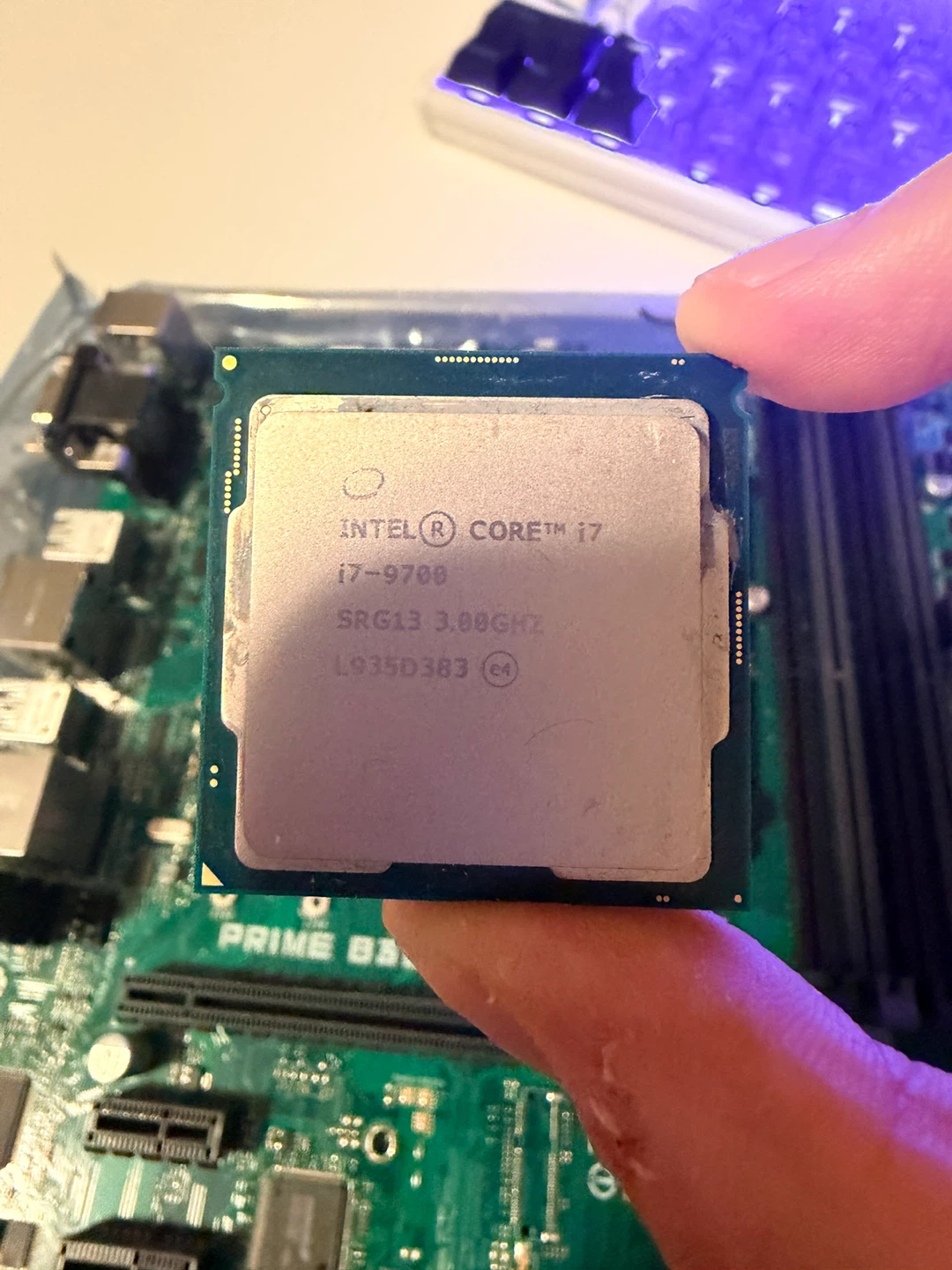 Intel Core i7-9700 SRG13 3.00GHz CPU Processor