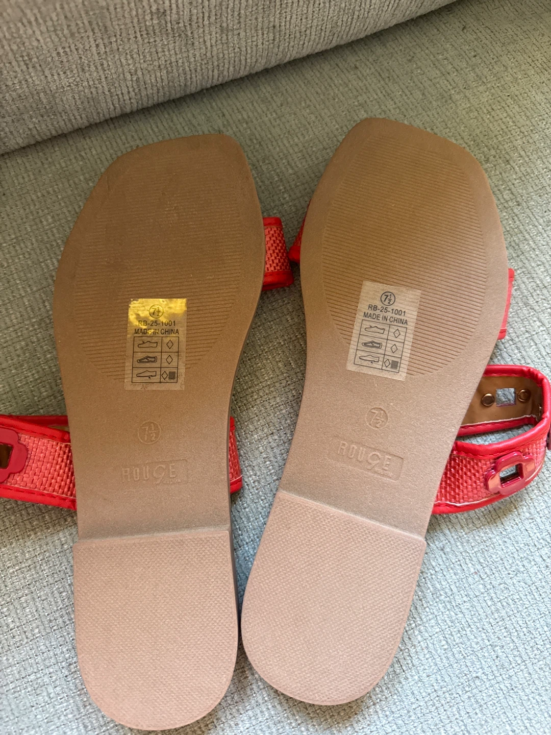 Rouge Red Slide Sandals Size 7 - photo 3