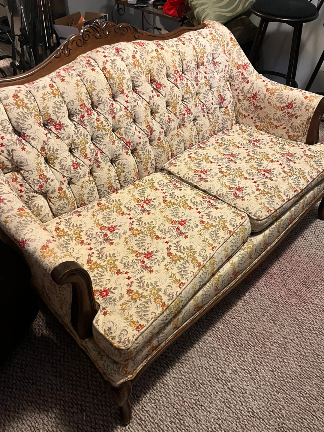 Vintage Floral Print Loveseat - photo 2