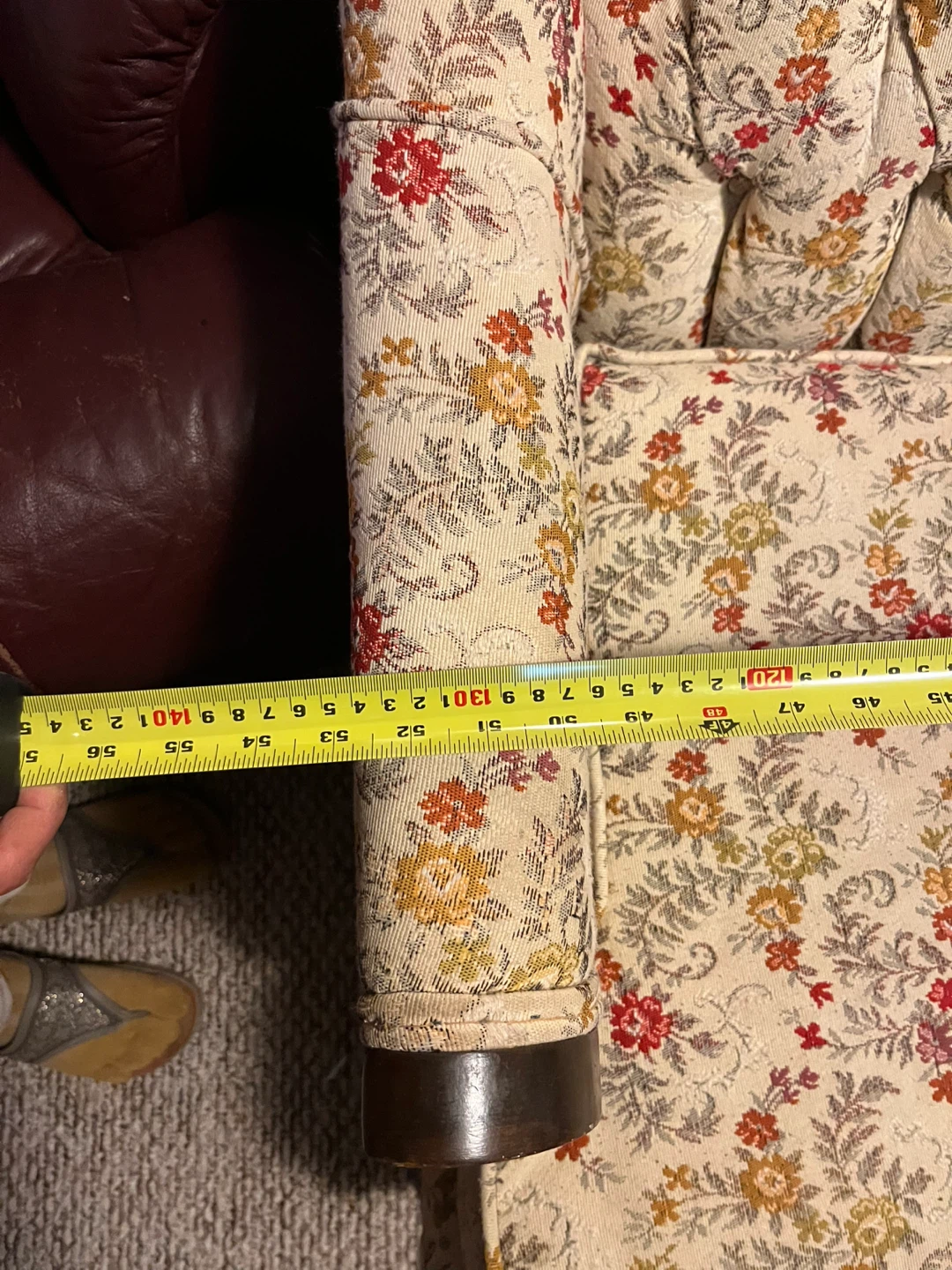 Vintage Floral Print Loveseat - photo 5