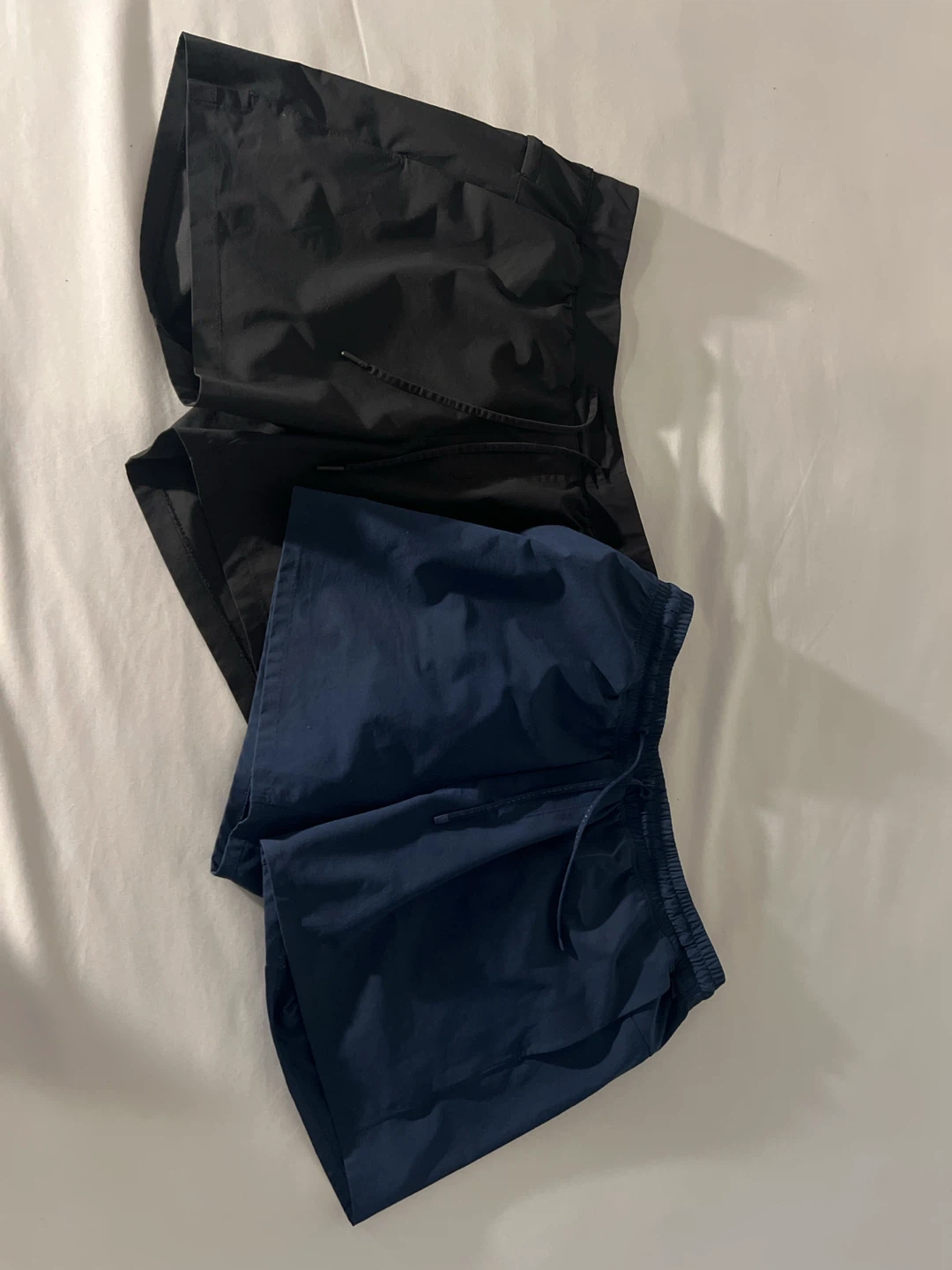 Two pairs of Lululemon shorts - photo 4