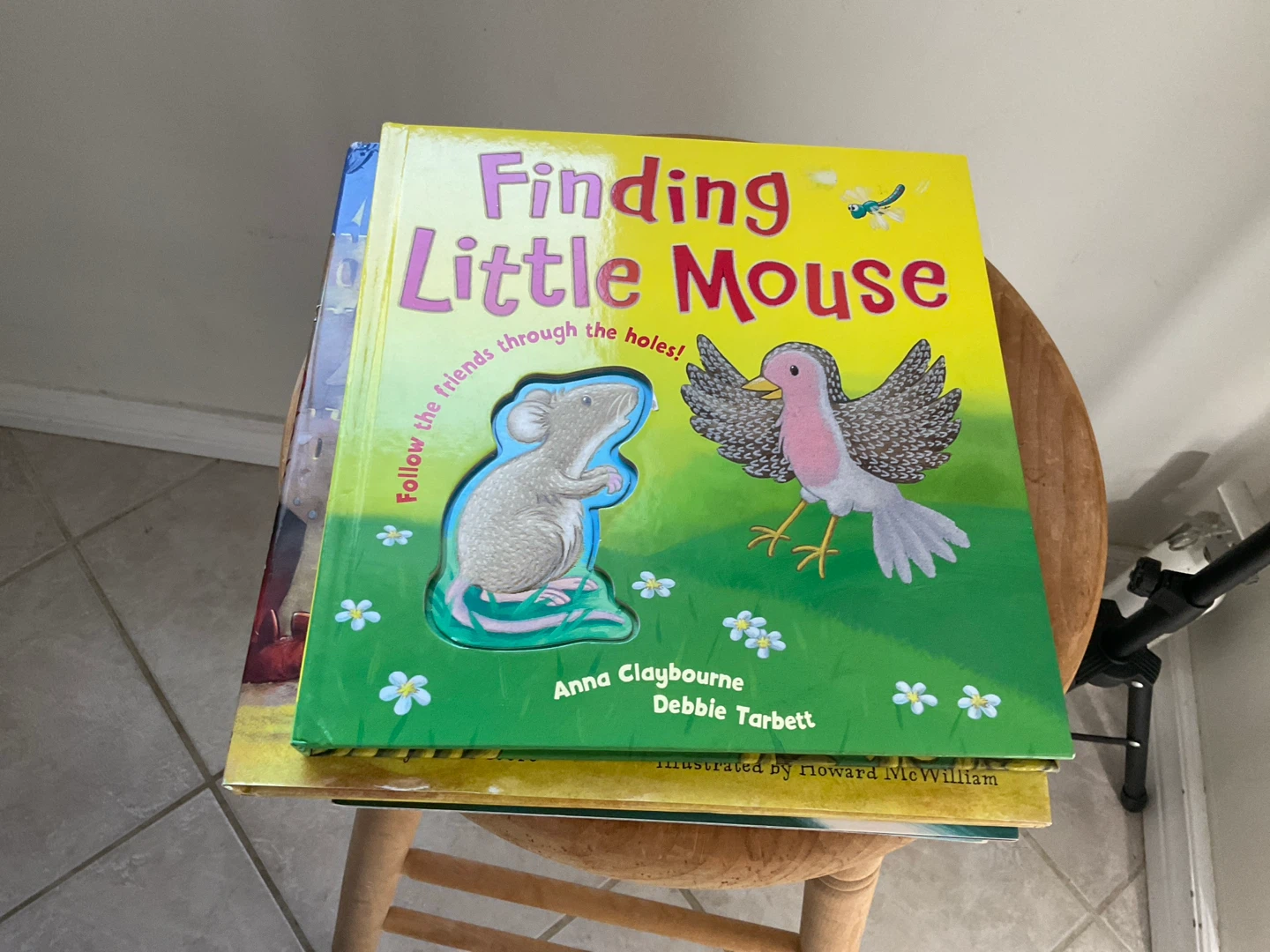 Set of 6 Assorted Children's Picture Books - photo 4