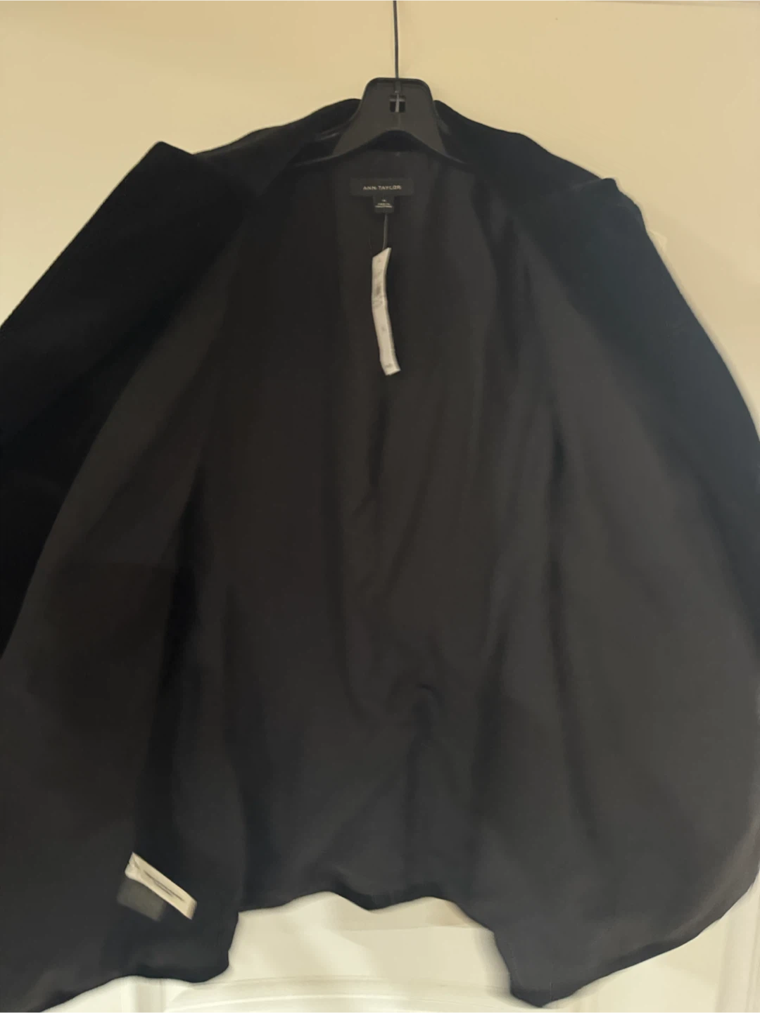 Ann Taylor Black Velvet Blazer Size 14 - photo 2