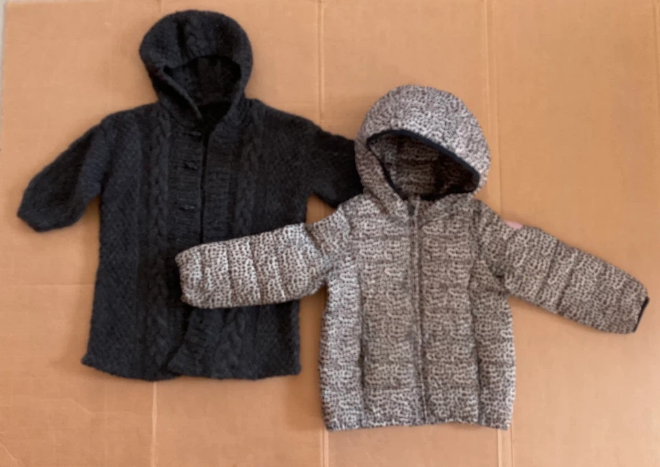 Hooded jacket & Sweater bundle size 4