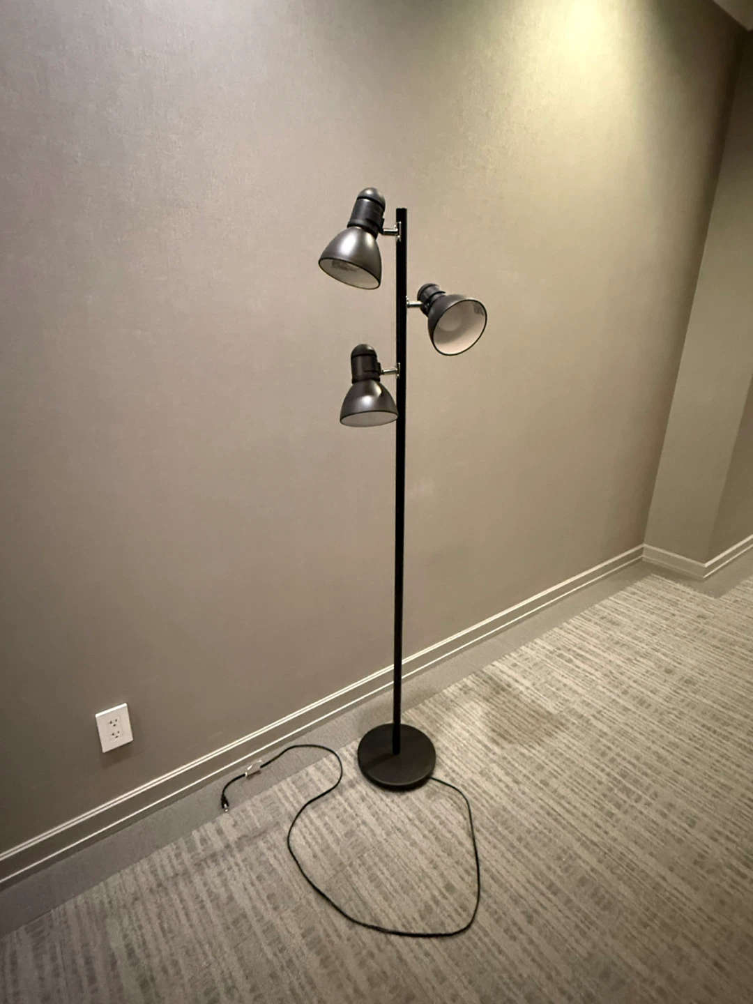 Black 3-Head Floor Lamp