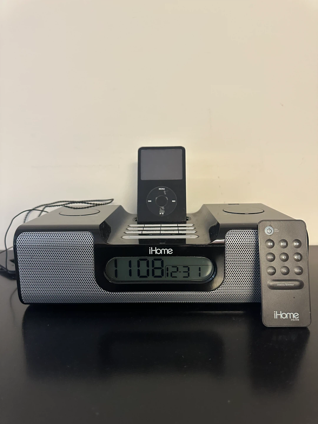 iHome iH6 Clock Radio Speaker System with Remote