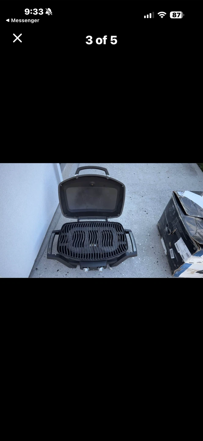 Napoleon Travel Pro Portable Propane Grill - photo 3