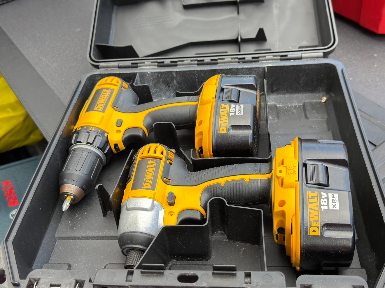 Dewalt DC825 1/4" Cordless Impact Driver