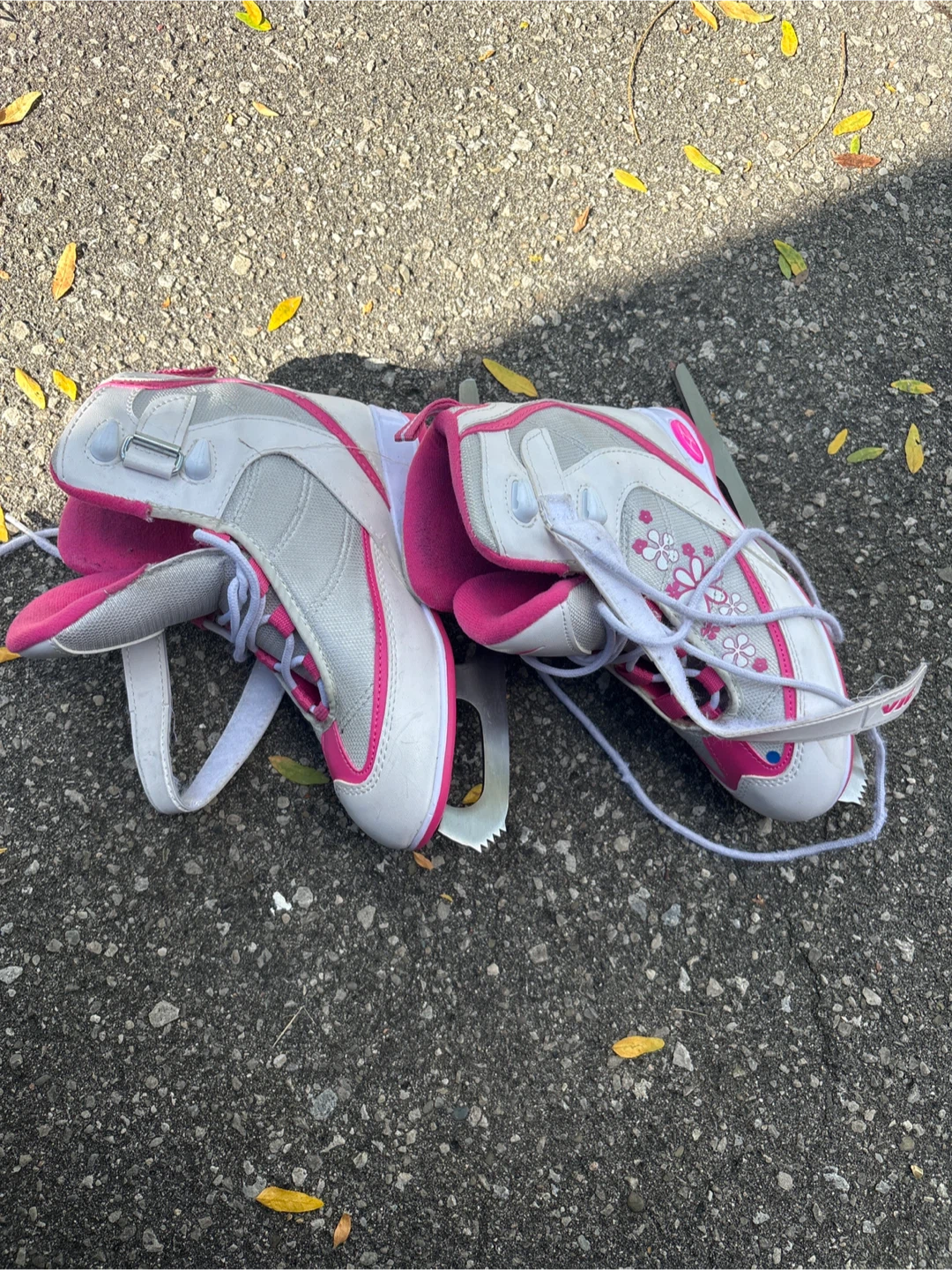 Victory Skates Youth Ice Skates Size 13