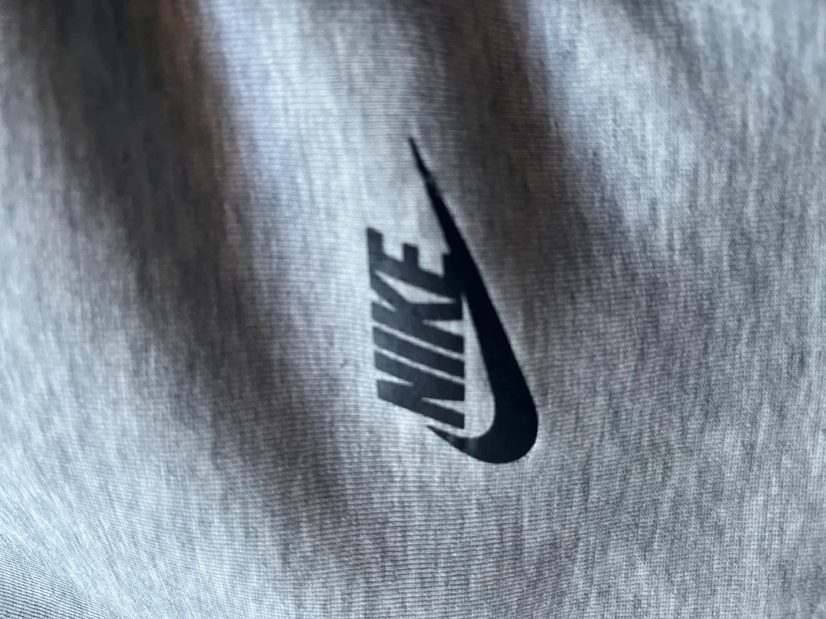 Nike Tech Fleece Joggers - photo 3
