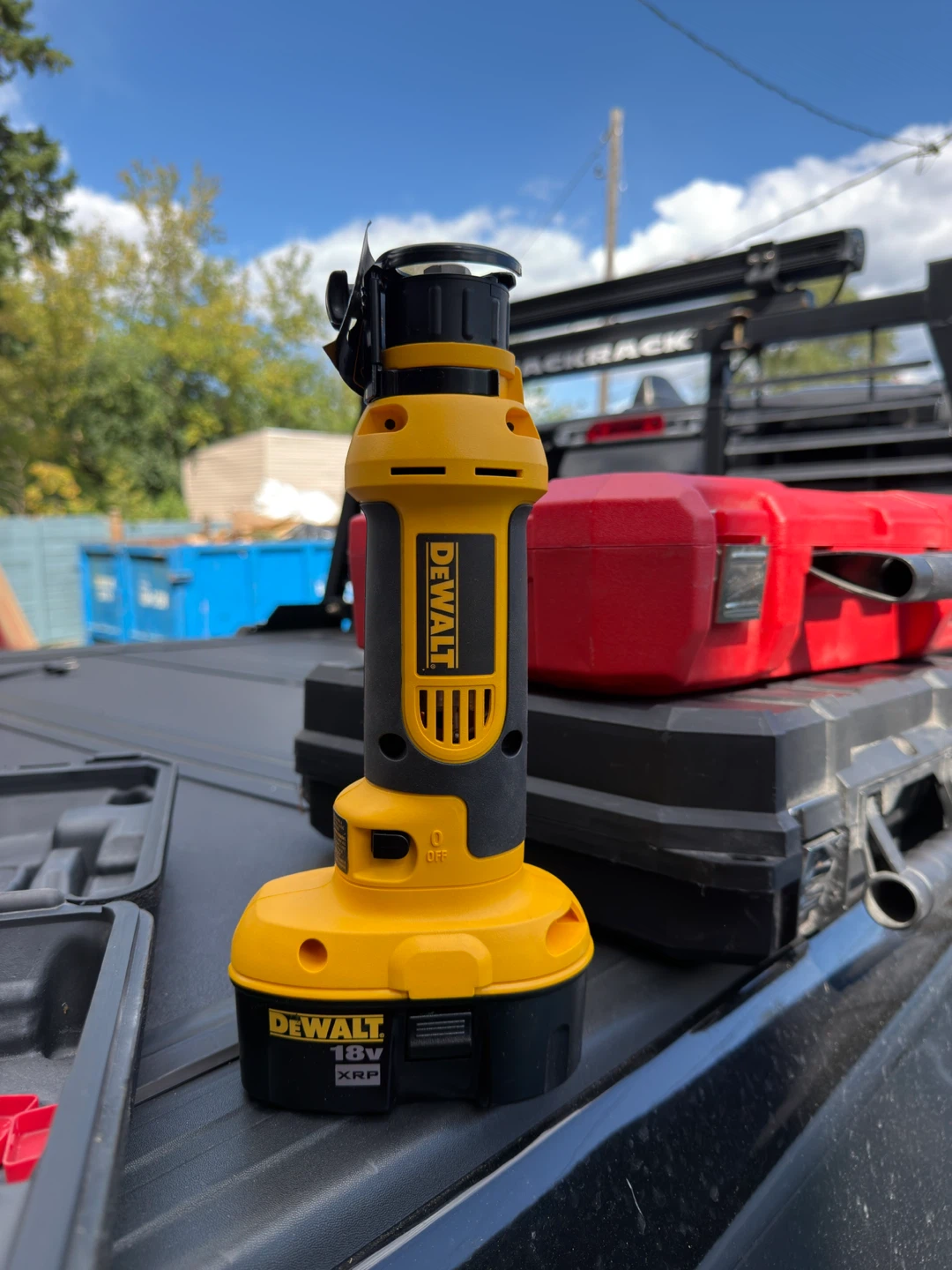 DEWALT DC550 Cordless Cut-Out Tool 18V XRP