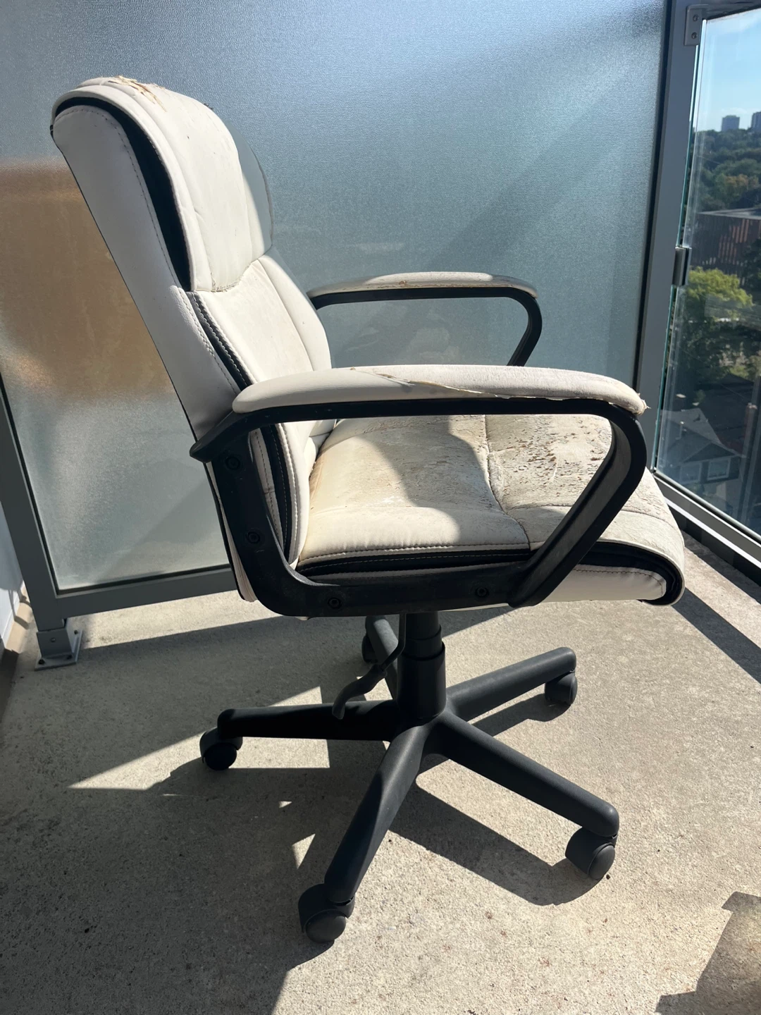 White Office Chair - photo 2