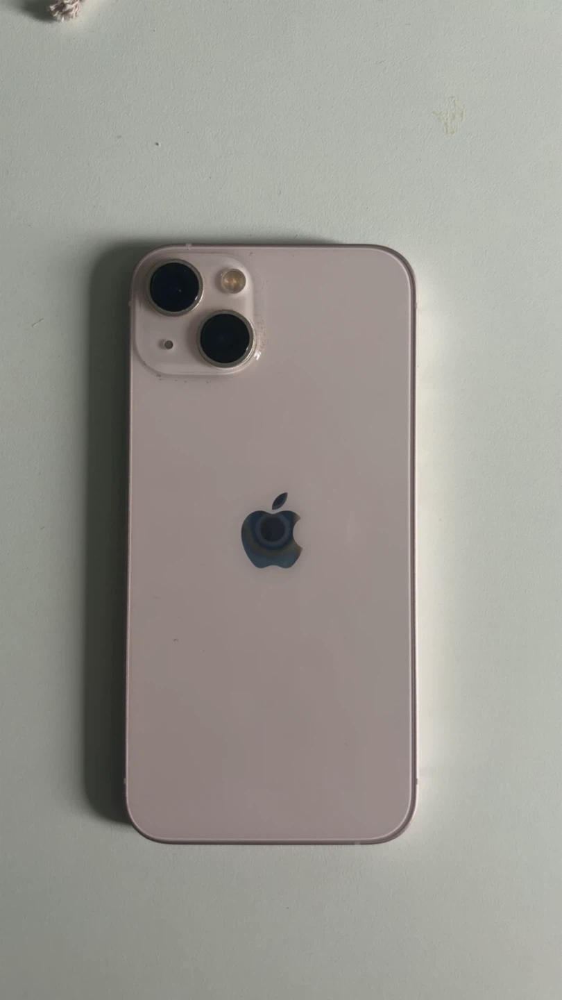 Apple iPhone 13 Pink