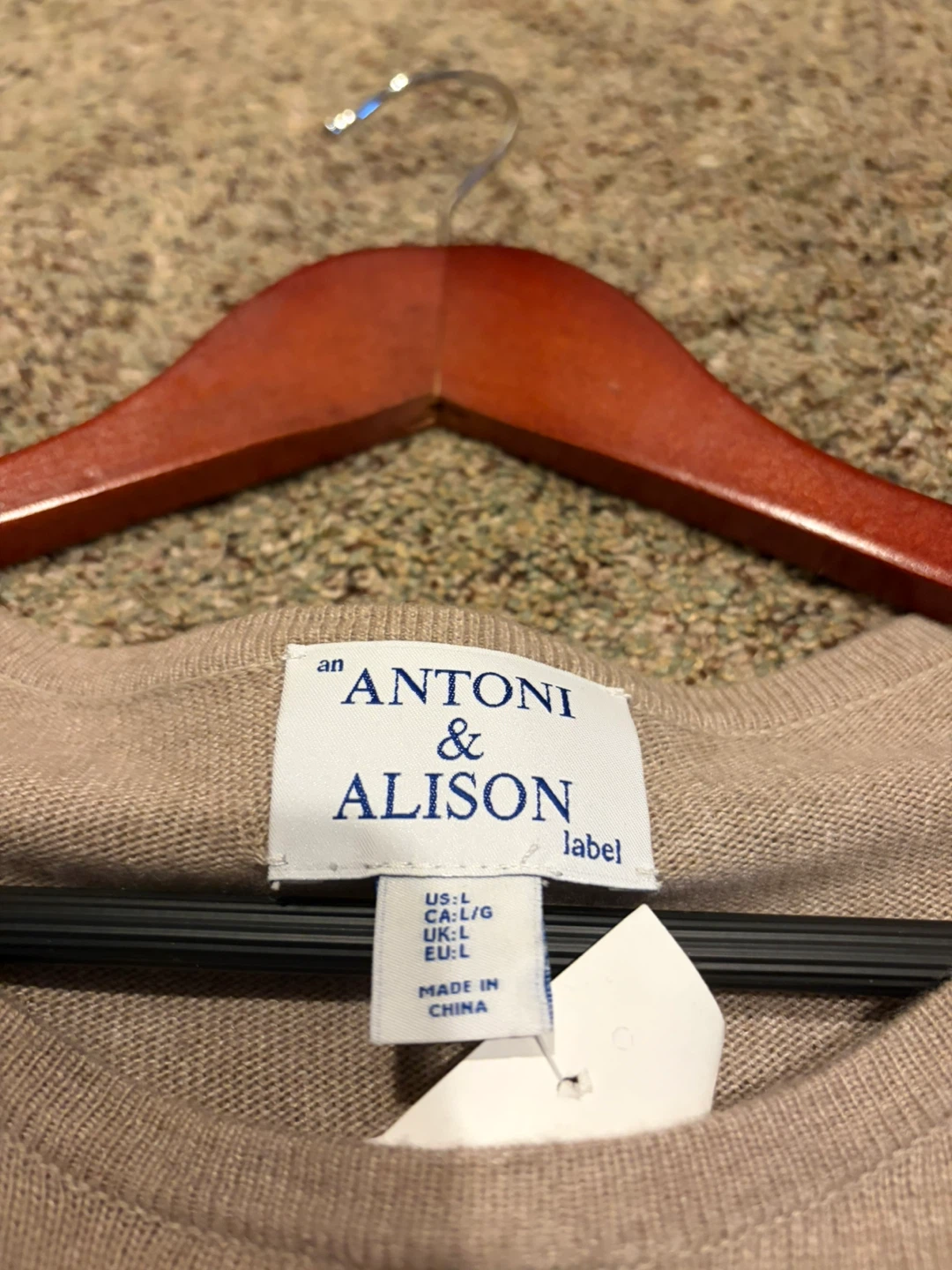 NWT Antoni & Alison Gold Quail Sequin Sweater - photo 2