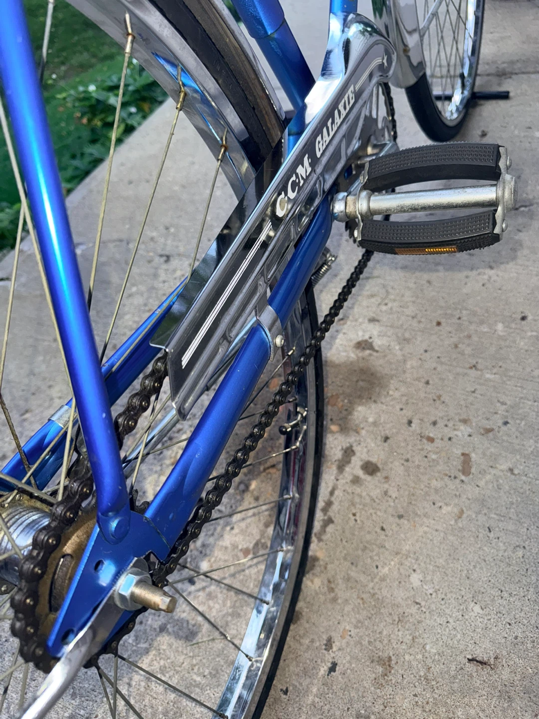 2 VINTAGE BIKES FOR $350! - photo 4