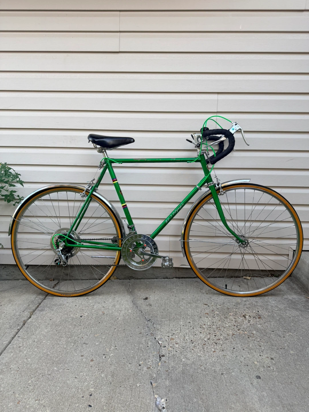 2 VINTAGE BIKES FOR $300!!!!! - photo 5