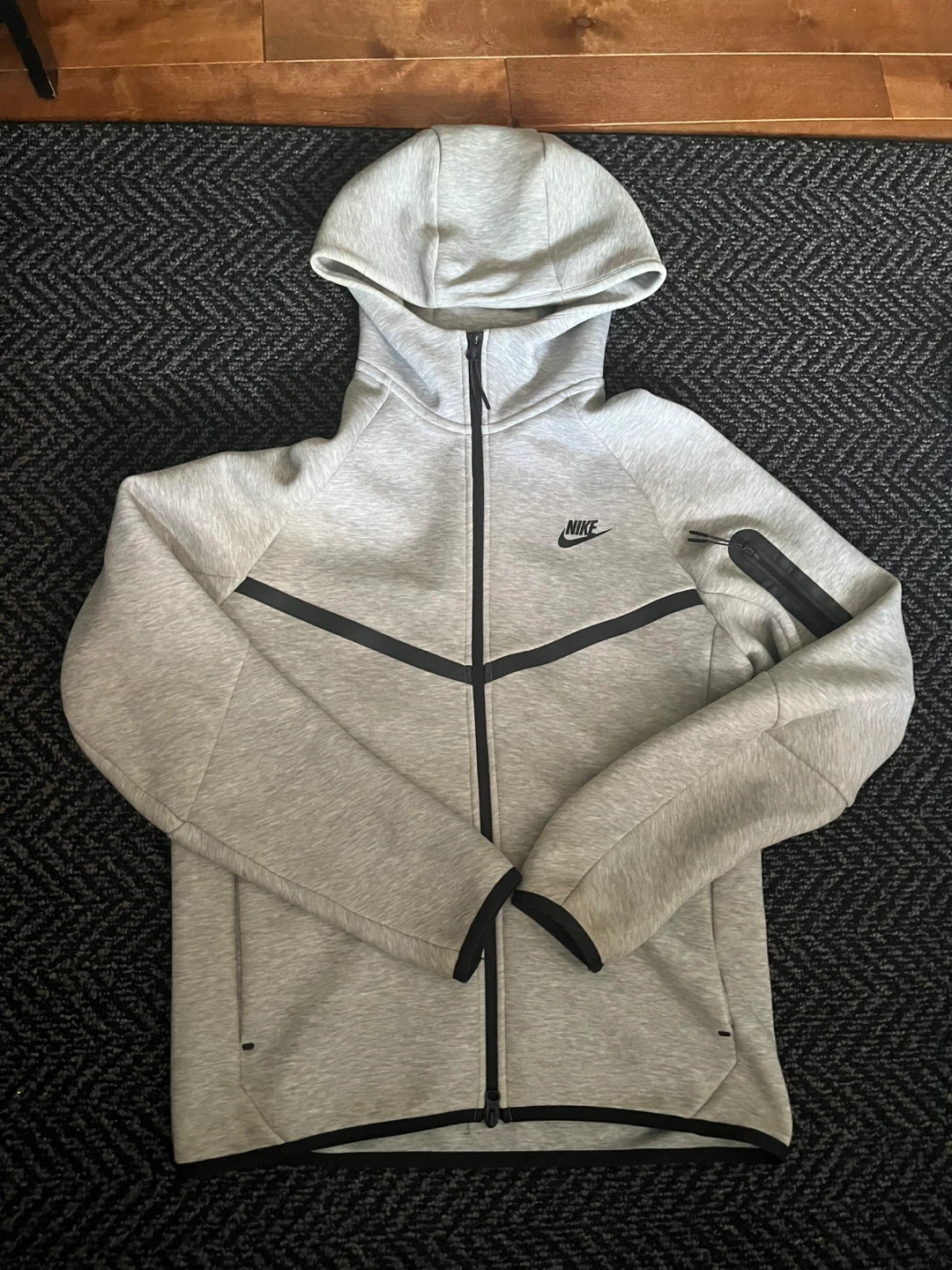 Nike Tech Fleece Hoodie - Grey