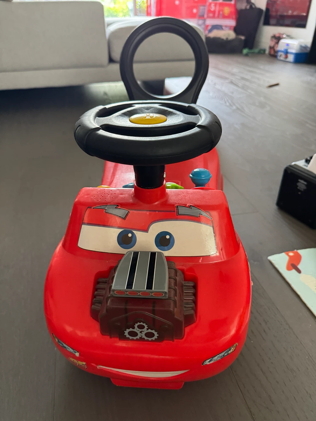 Disney Pixar Cars Lightning McQueen Ride-On Toy